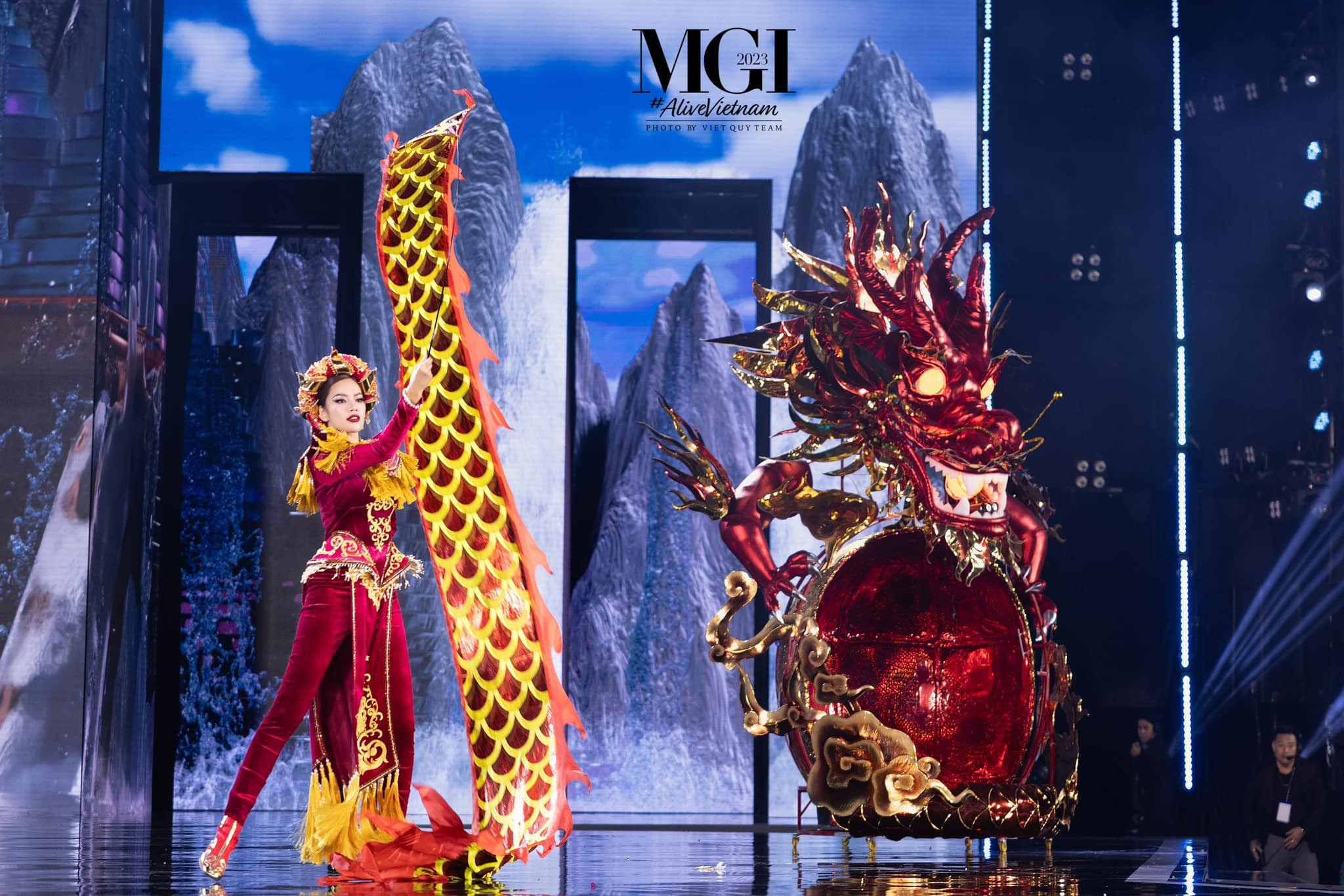 Miss Grand International 2023: Lê Hoàng Phương bứt tốc ở chặng đua cuối, liên tục đón tín hiệu tích cực - Ảnh 2 Miss Grand International 2023: Lê Hoàng Phương bứt tốc ở chặng đua cuối, liên tục đón tín hiệu tích cực - Ảnh 2