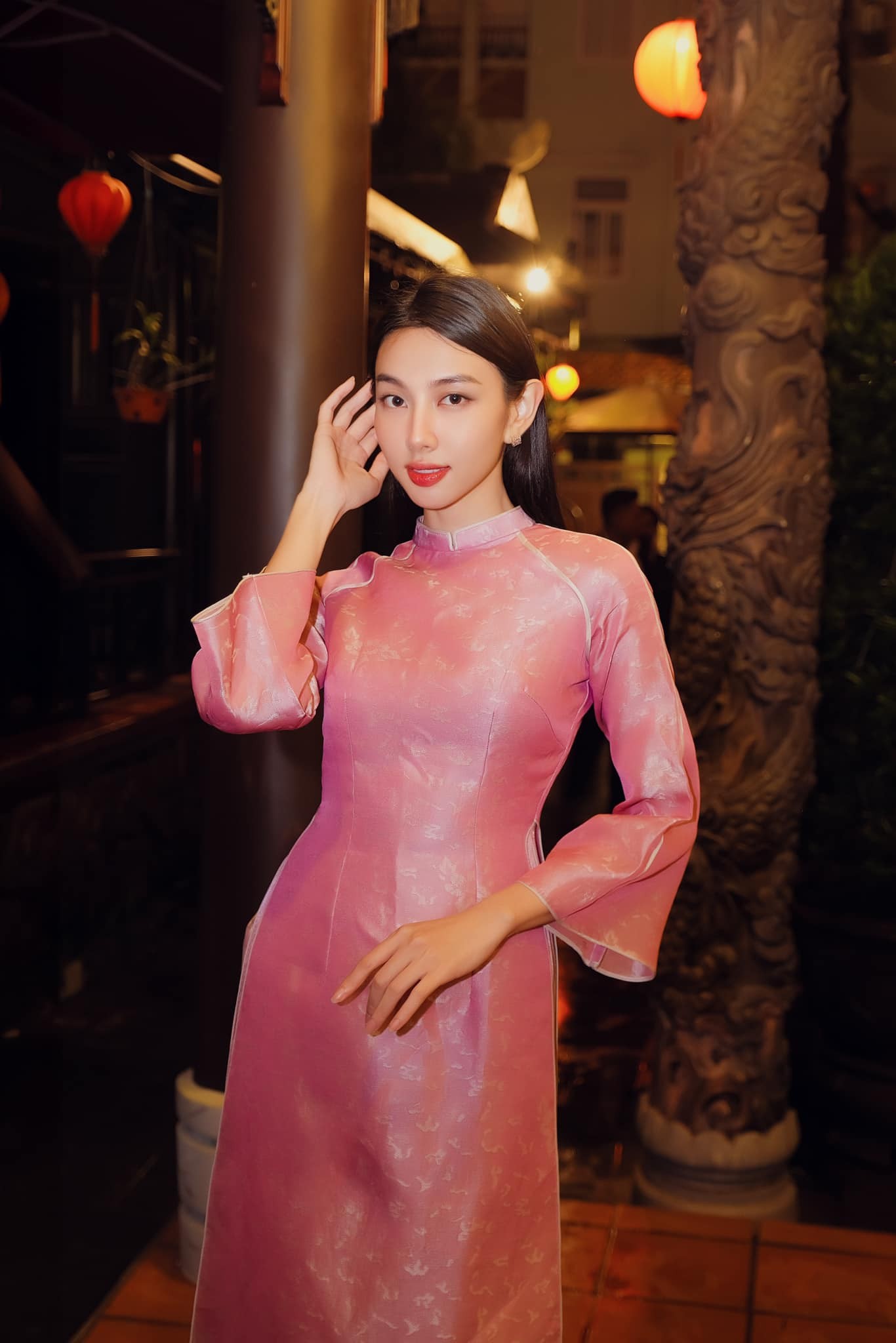 Thùy Tiên trở thành 'Mỹ nhân của năm', có bài phát biểu khiến ai nấy khen EQ cực phẩm - Ảnh 1