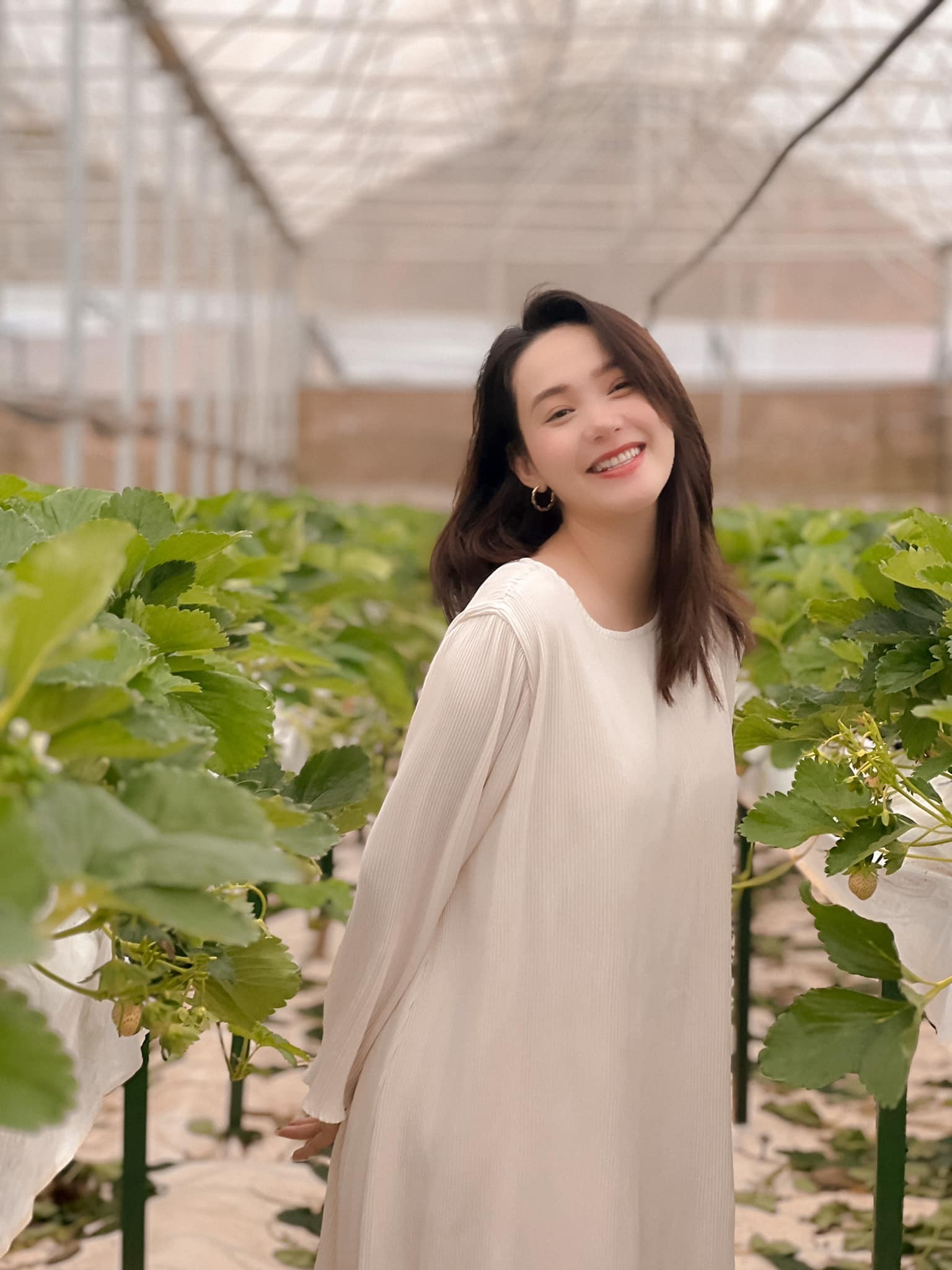 Trước ngưỡng tứ tuần, nữ minh tinh giữ nhan sắc xinh đẹp