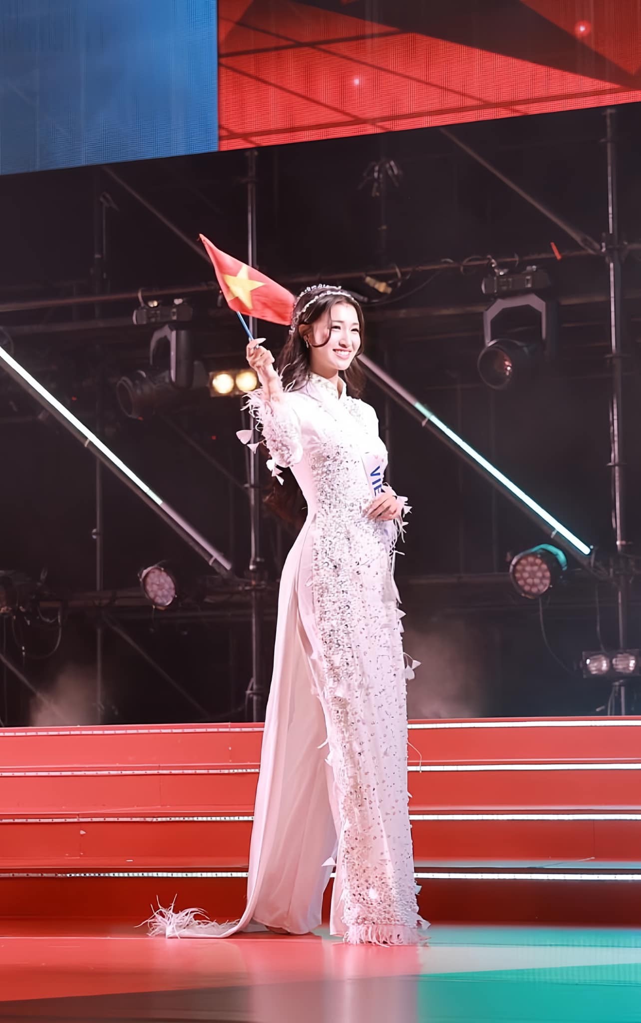 Video: Nhìn lại những phần thi của Phương Nhi tại chung kết Miss International 2023 - Ảnh 1