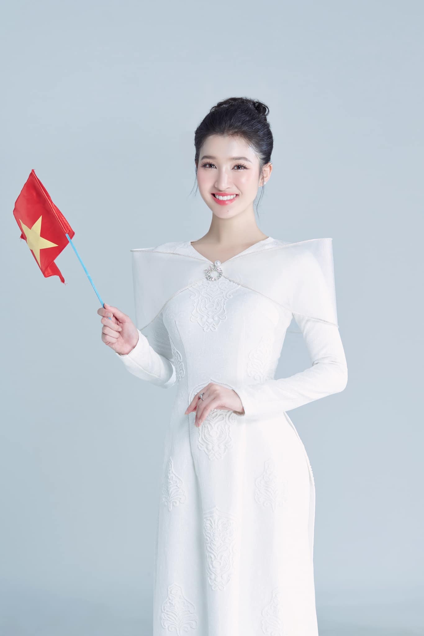 Nguyễn Phương Nhi dừng chân ở Top 15 Miss International 2023