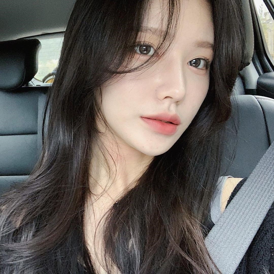 Ăn uống khoa học sẽ mang lại một mái tóc dày, khỏe mạnh, và bóng mượt, đồng thời cung cấp nhiều lợi ích sức khỏe khác