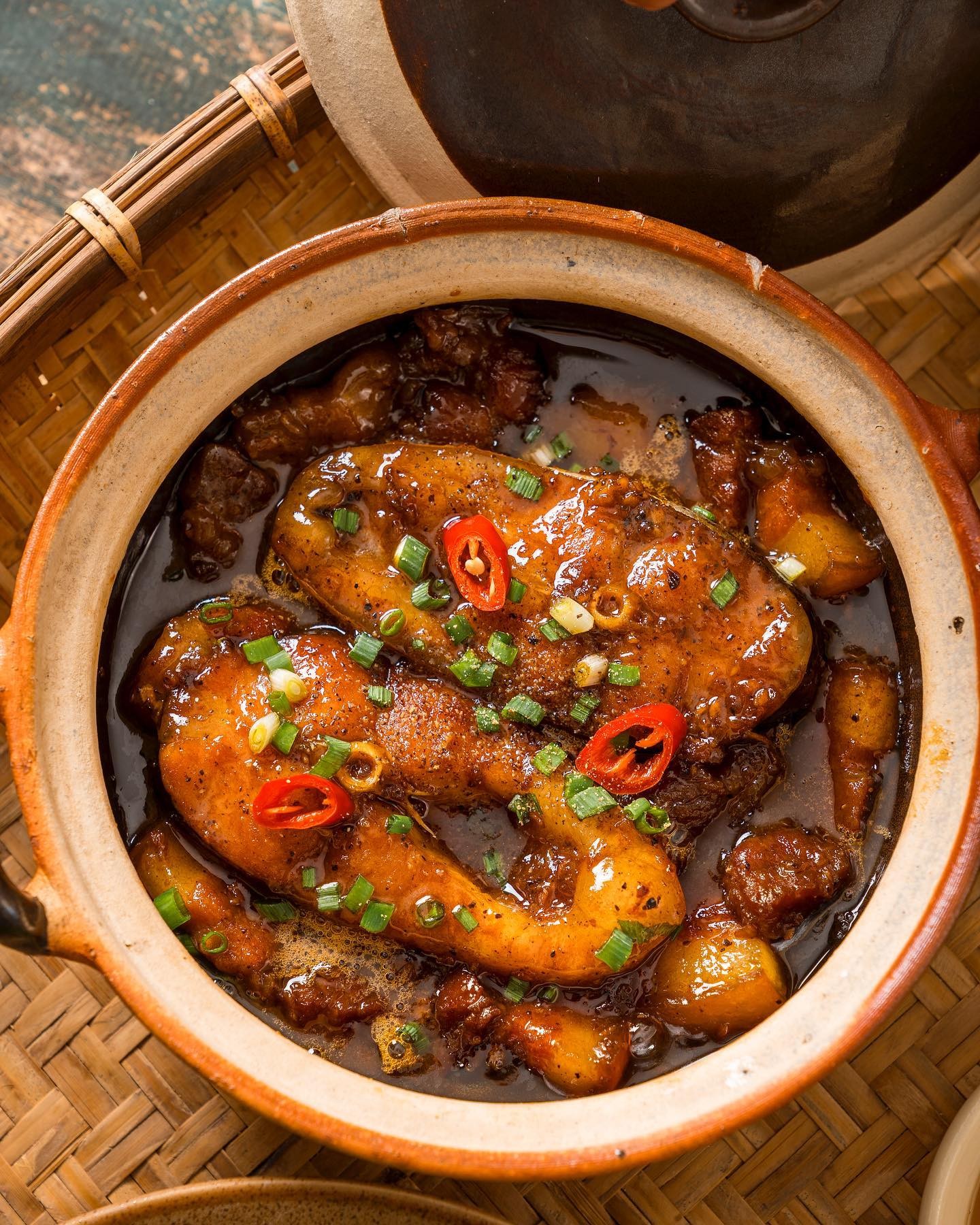 Có những thời điểm cụ thể khi việc ăn cá có thể gây hại cho sức khỏe