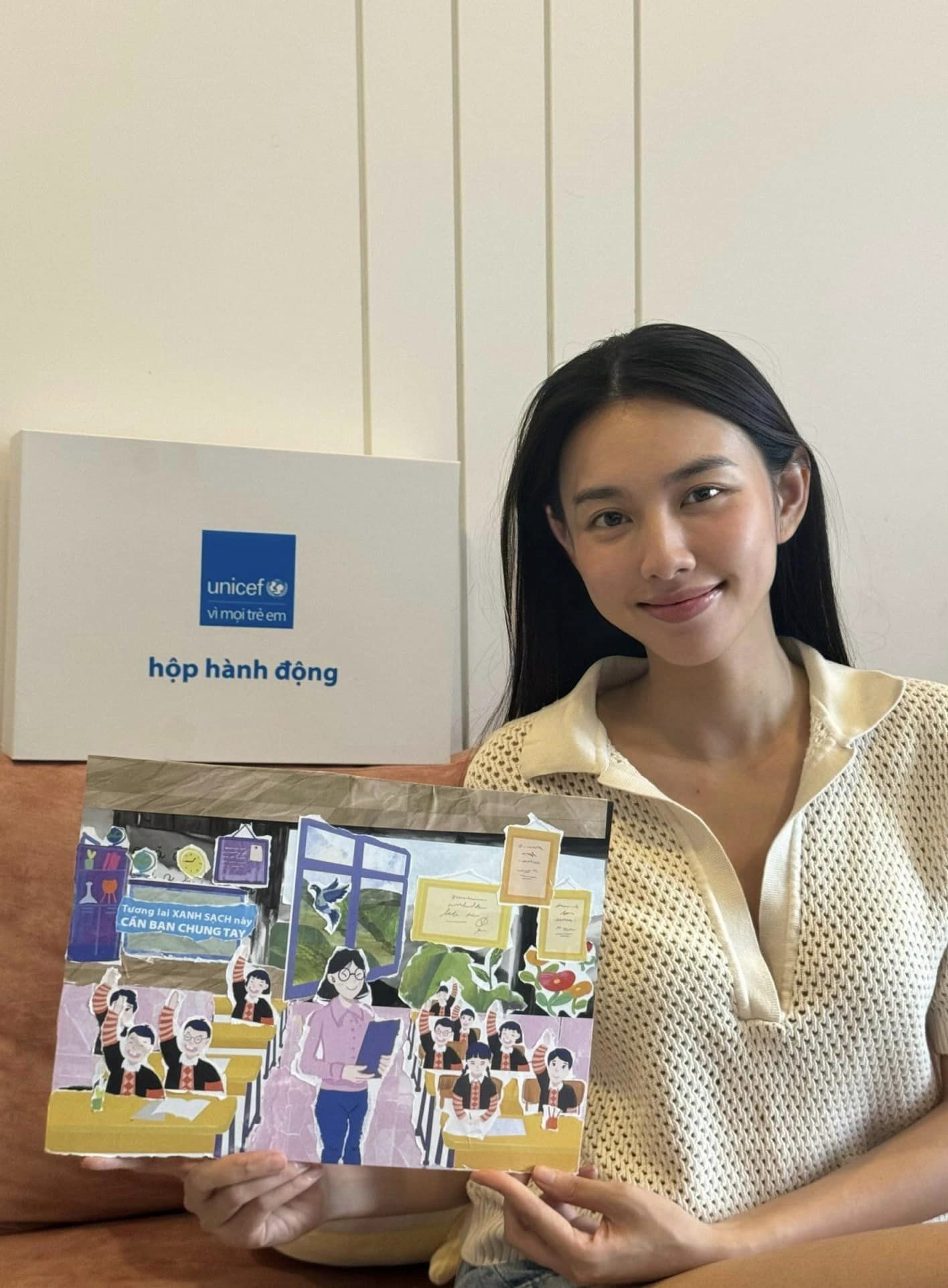 Thùy Tiên tham gia chiến dịch nhằm nâng cao ý thức cộng đồng về các vấn đề liên quan đến trẻ em. Thùy Tiên tham gia chiến dịch nhằm nâng cao ý thức cộng đồng về các vấn đề liên quan đến trẻ em.