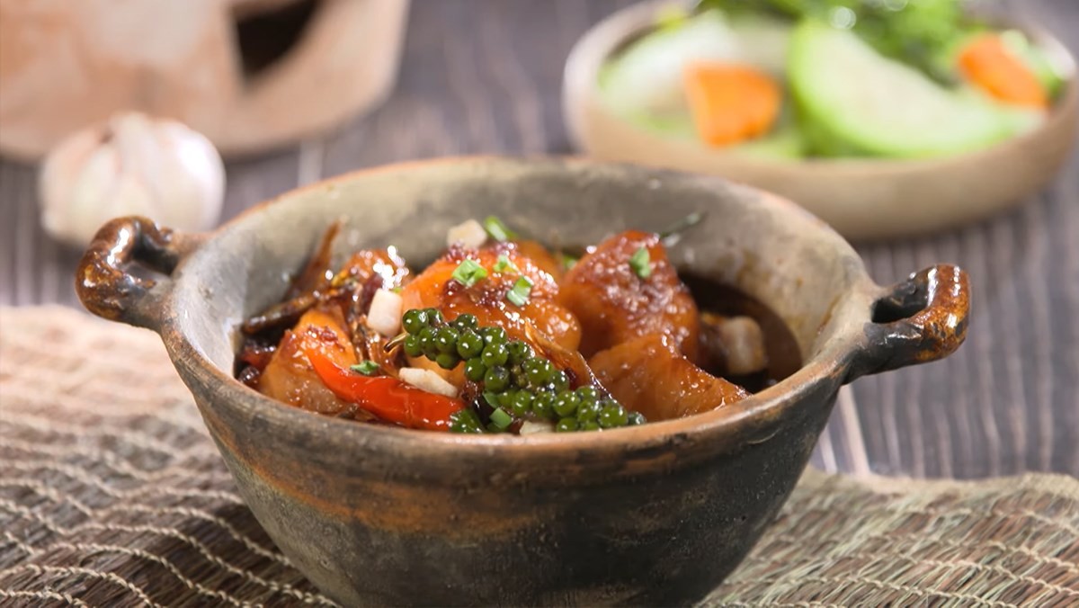 Cạo bỏ vảy cá giúp loại bỏ cả phần bẩn và vi khuẩn