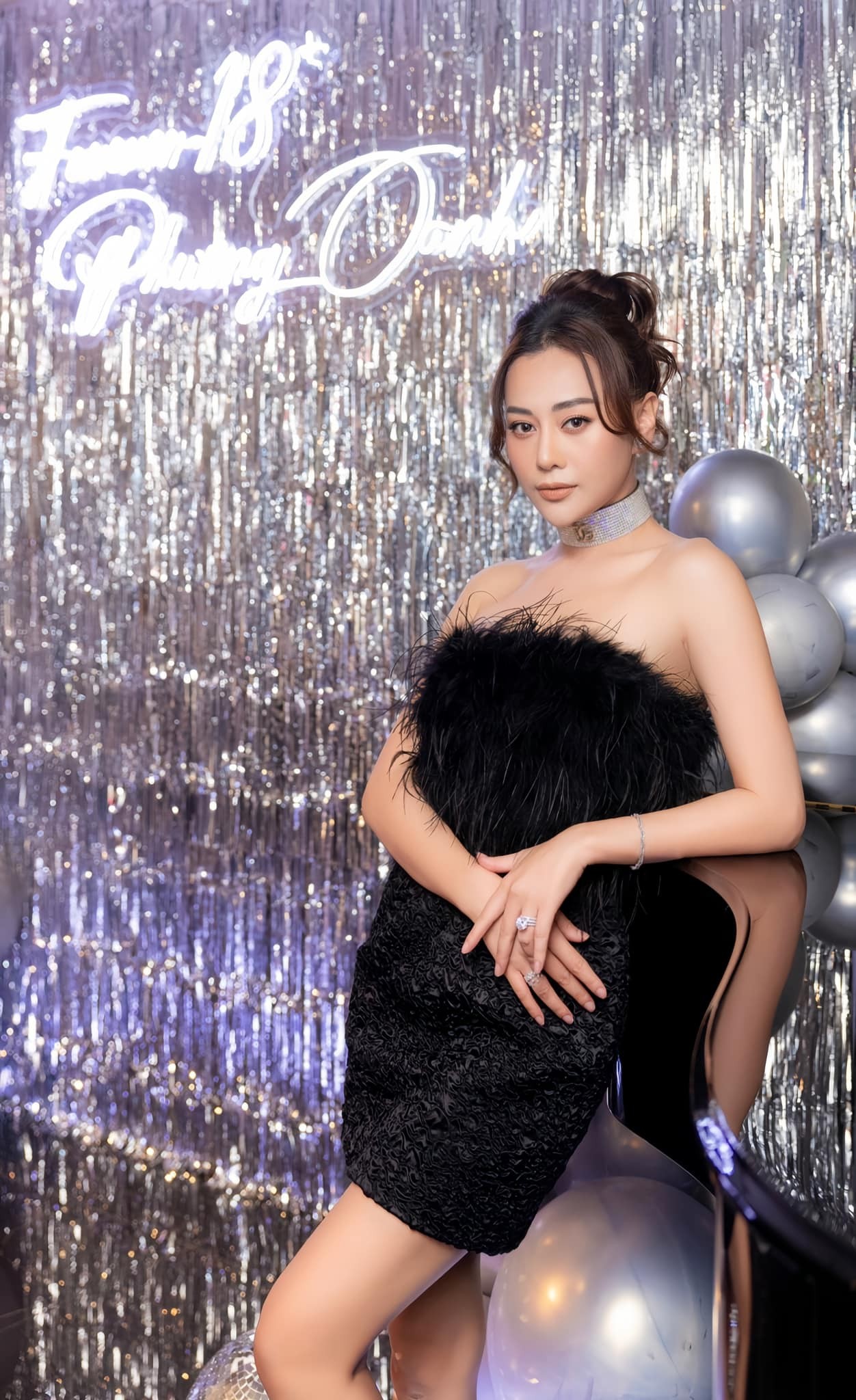 Phương Oanh và Shark Bình hi vọng sau khi con cứng cáp hơn cả 2 sẽ tổ chức hôn lễ