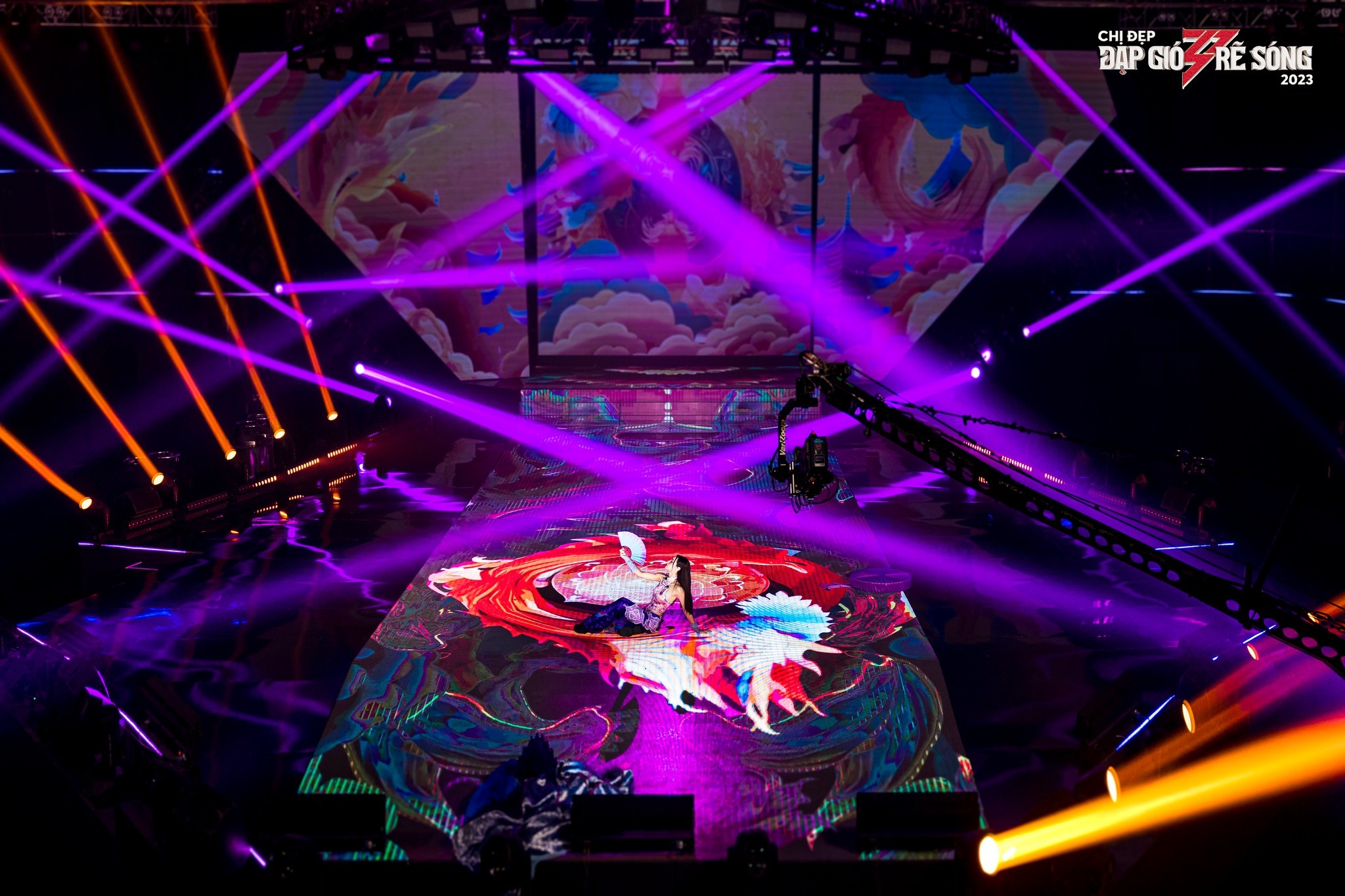 Chị Đẹp Đạp Gió Rẽ Sóng khiến khán giả khó rời mắt vì đầu tư về mọi mặt