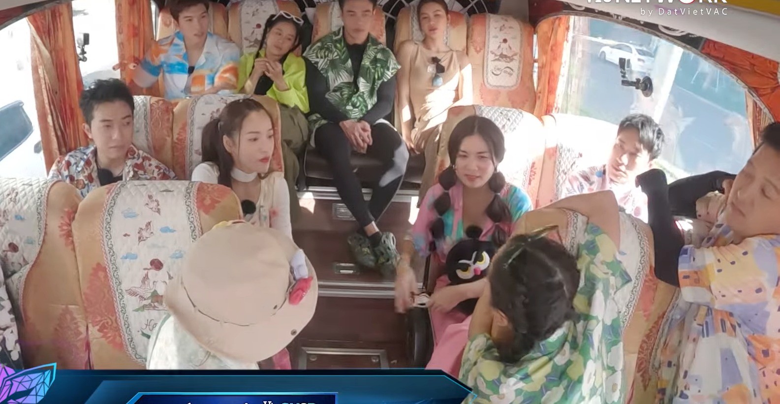 Puka tái xuất hậu đám cưới rình rang, cô gây ấn tượng bởi thần sắc rạng rỡ