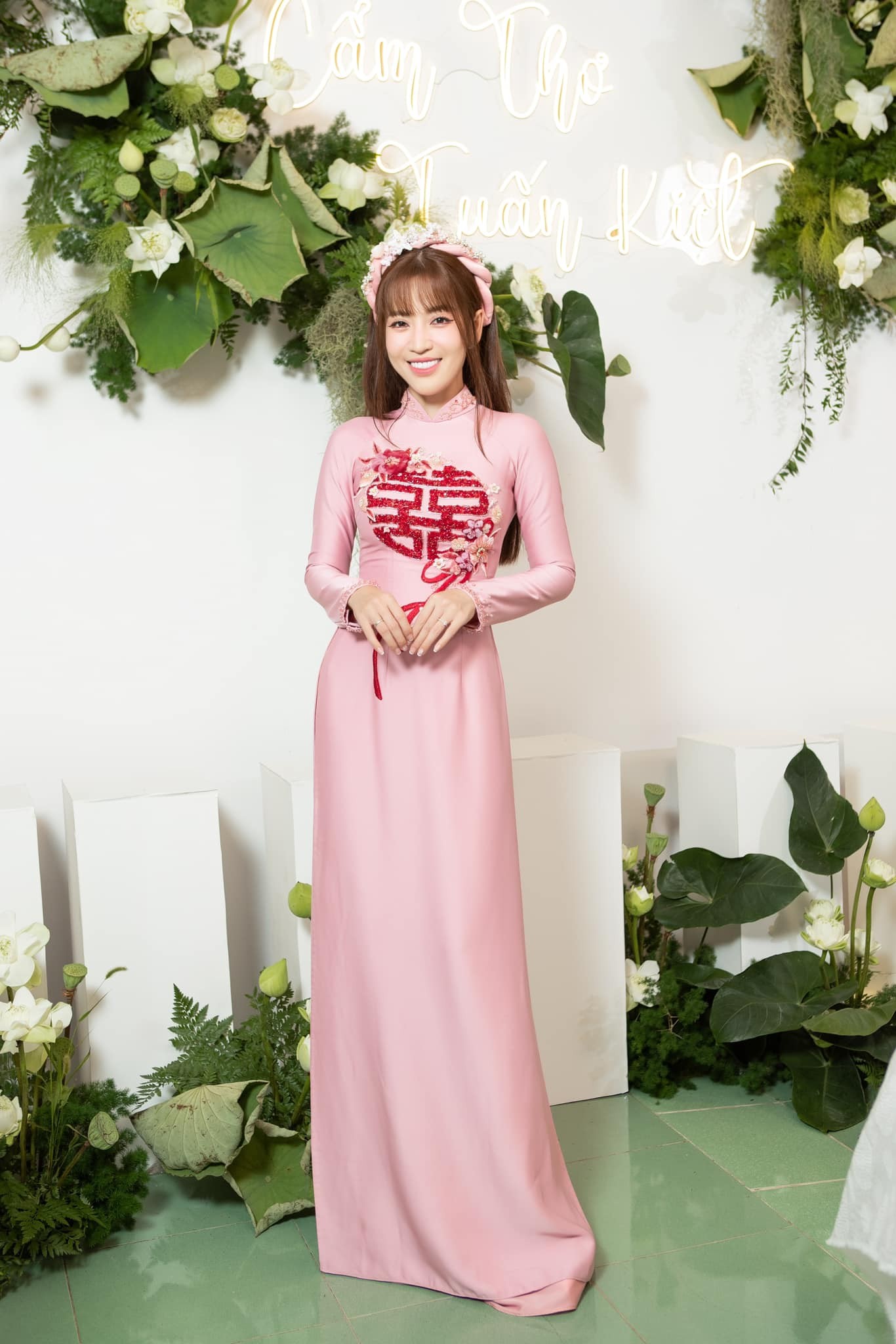 Gin Tuấn Kiệt chịu kết đắng vì 'bóc phốt' Puka, nhà gái tiết lộ cảm xúc của mẹ trong ngày cưới - Ảnh 1