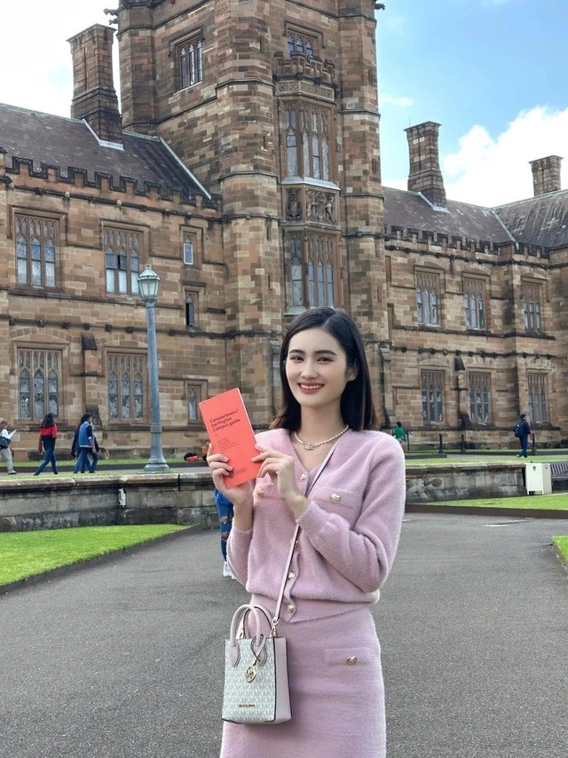 Ý Nhi theo học tại Đại học Sydney chuyên ngành Quản trị kinh doanh Ý Nhi theo học tại Đại học Sydney chuyên ngành Quản trị kinh doanh