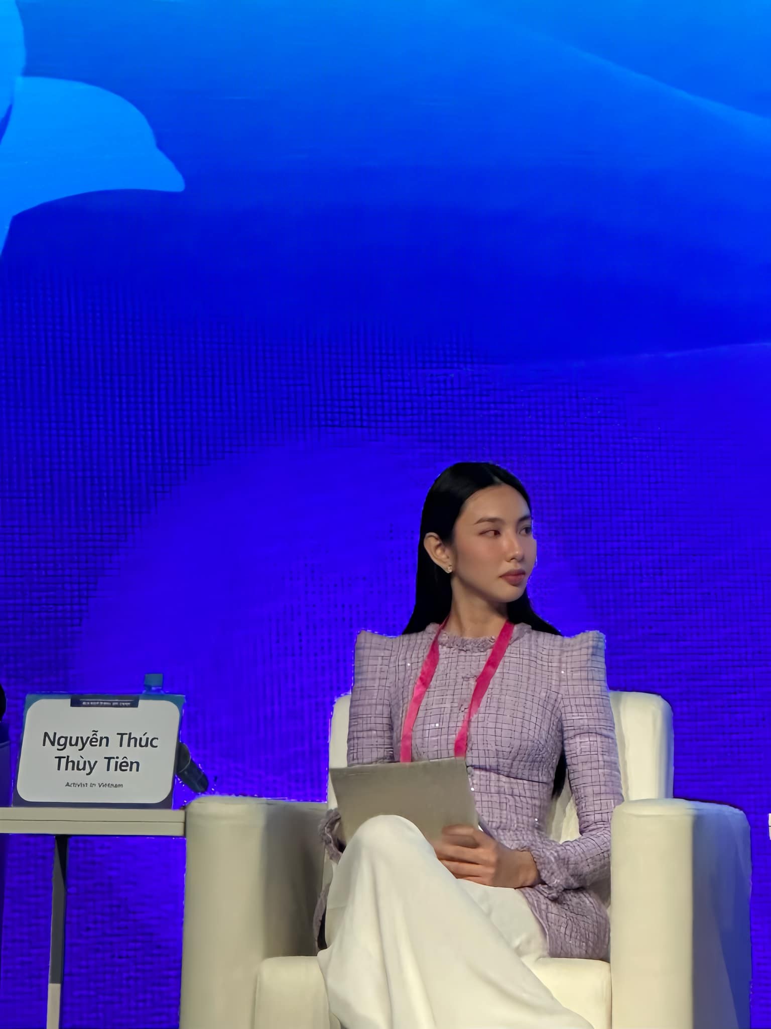 Thùy Tiên kỷ niệm 2 năm đăng quang, 'bà trùm hoa hậu' Phạm Kim Dung nhắn nhủ đặc biệt - Ảnh 4