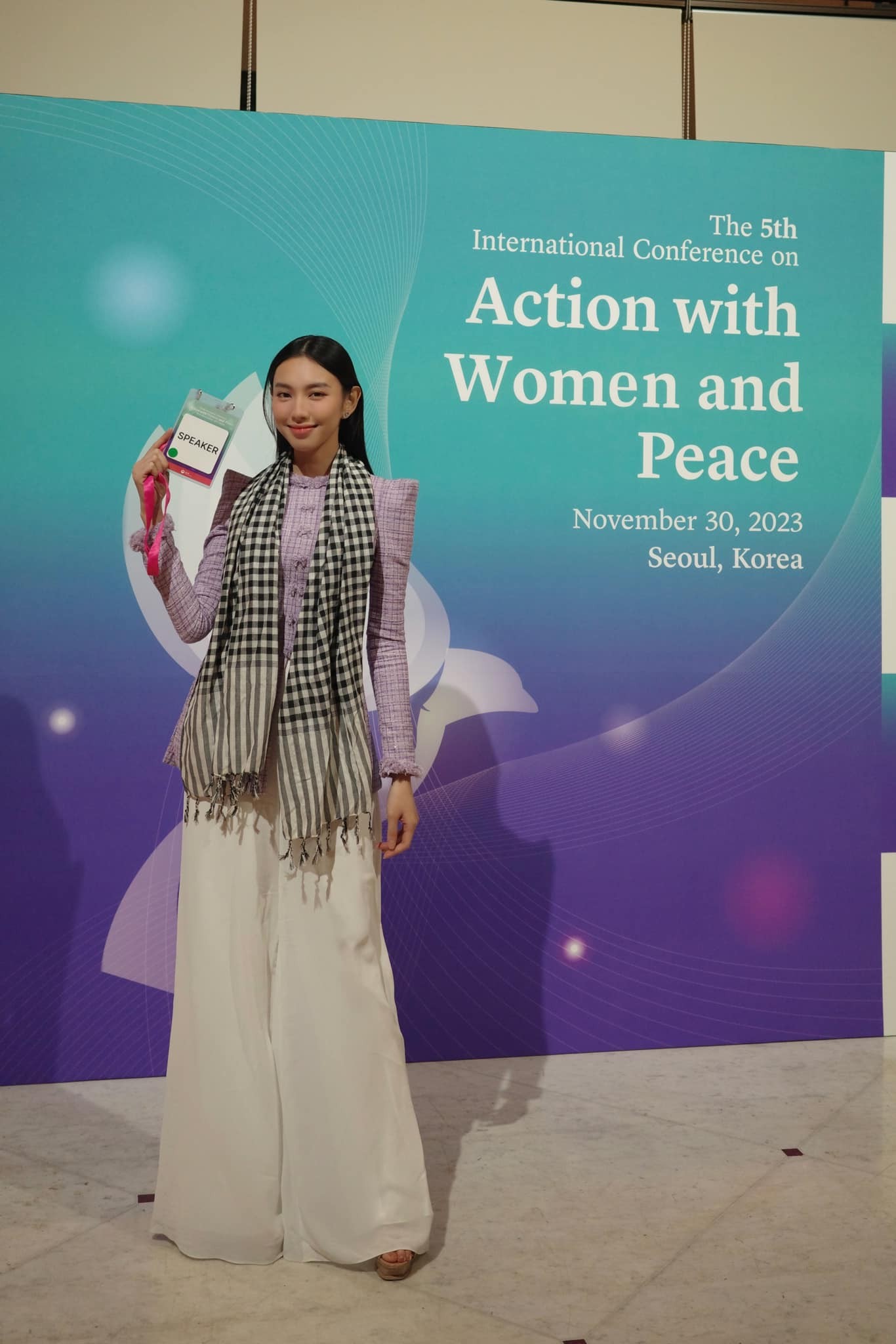 Thùy Tiên tại Hội Nghị Quốc tế lần 5