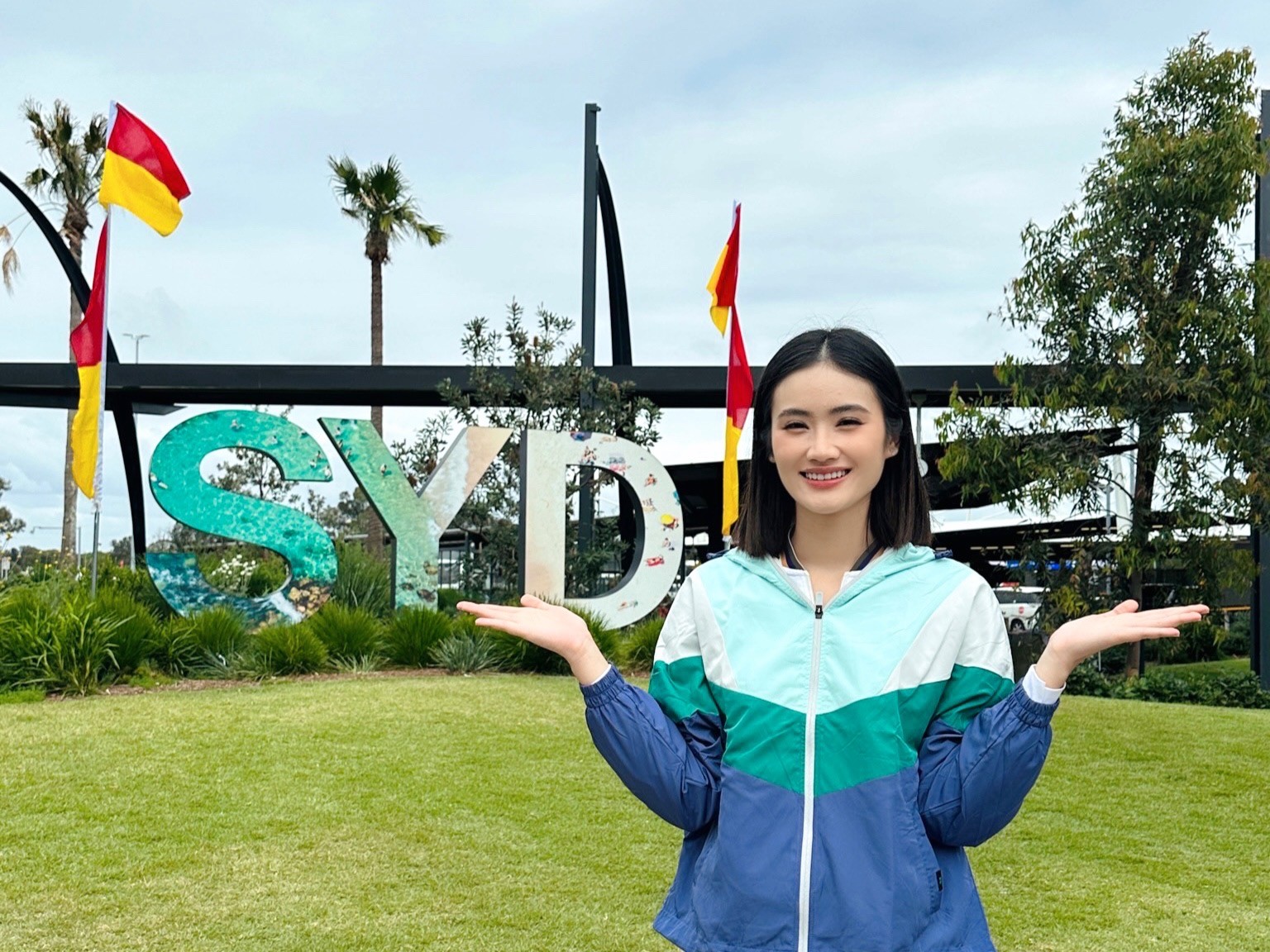 Nàng hậu cho biết thời tiết Sydney mát mẻ, ôn hòa Nàng hậu cho biết thời tiết Sydney mát mẻ, ôn hòa