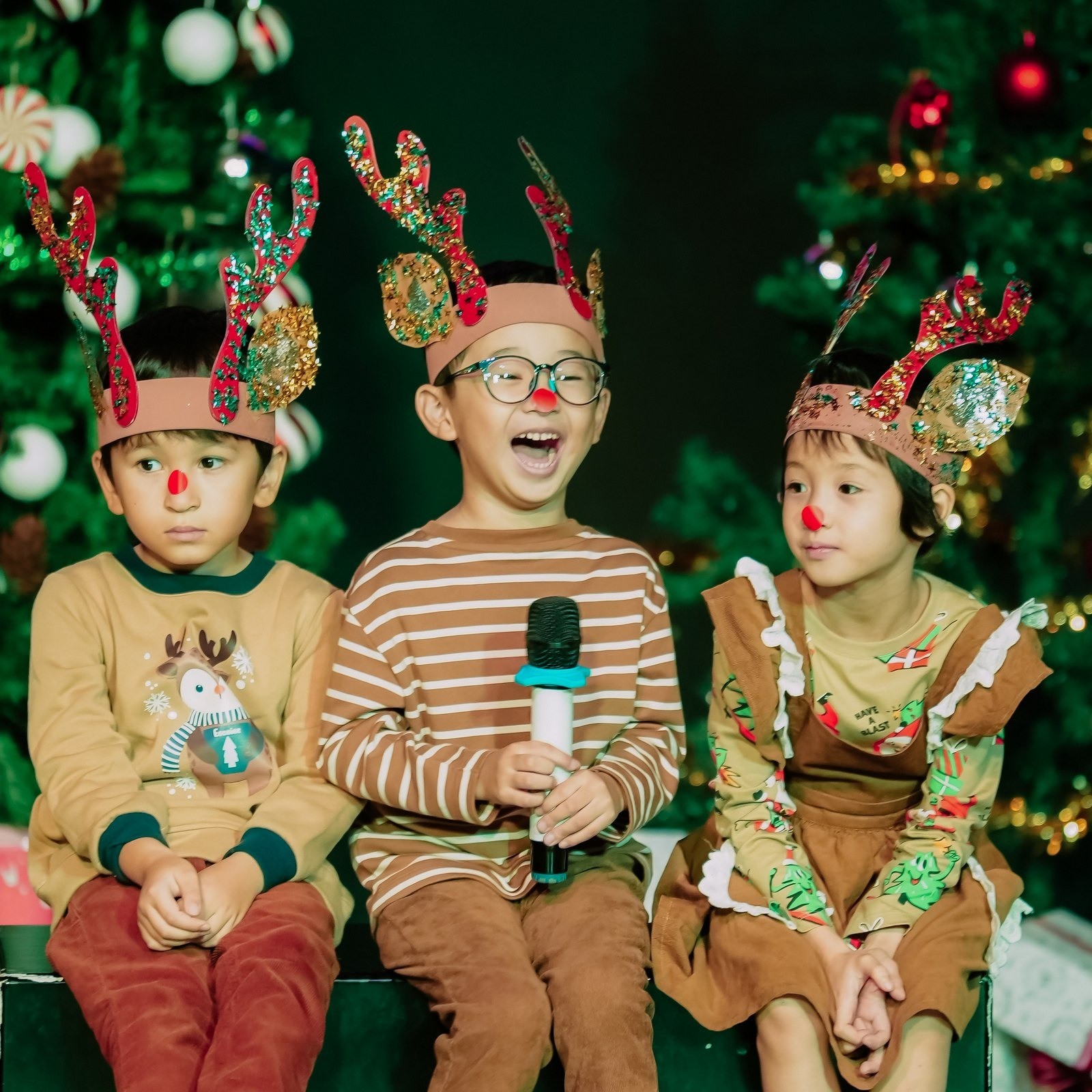 Quà là cách thể hiện tình cảm và yêu thương