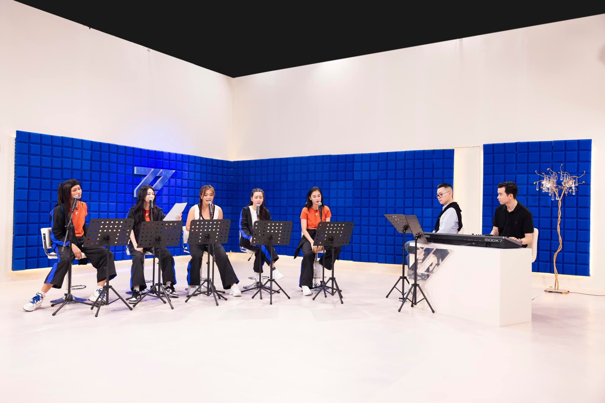 Chị Đẹp Đạp Gió Rẽ Sóng là sân chơi để các nữ minh tinh khám phá và vượt qua những giới hạn của bản thân