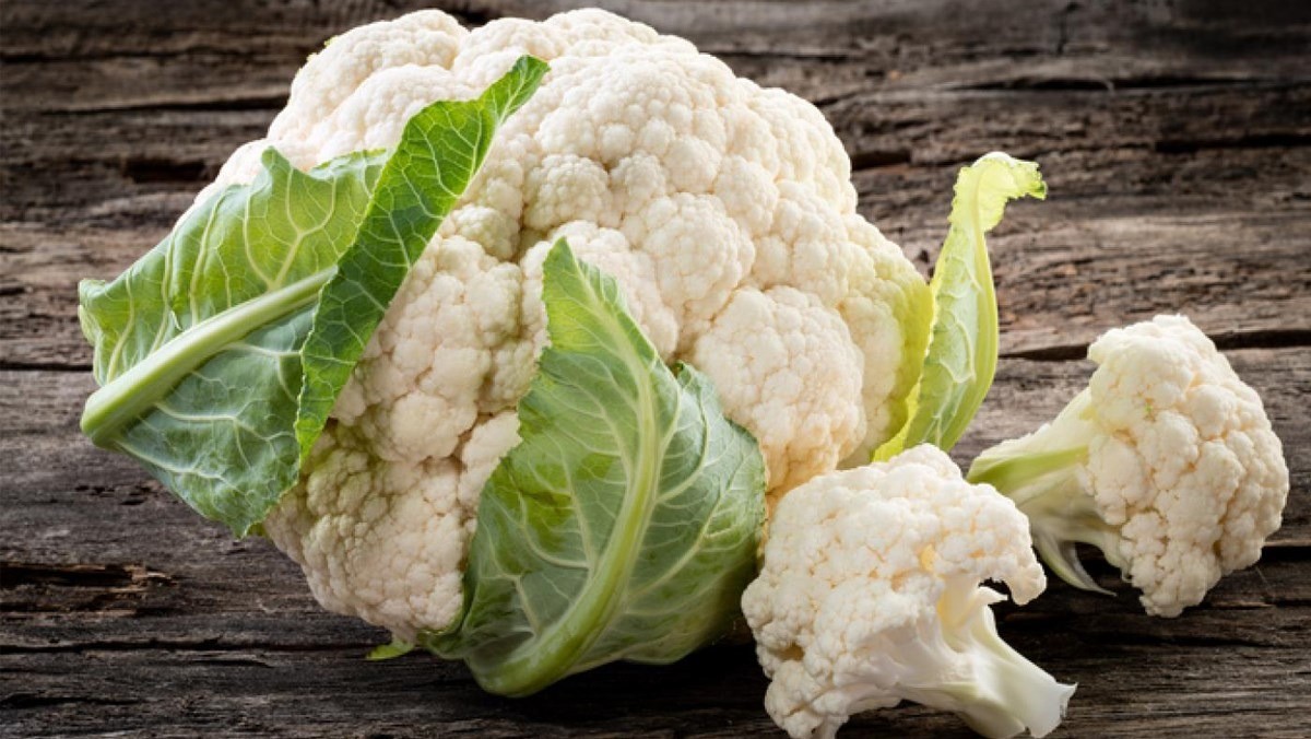 Súp lơ trắng thường có ít calo hơn