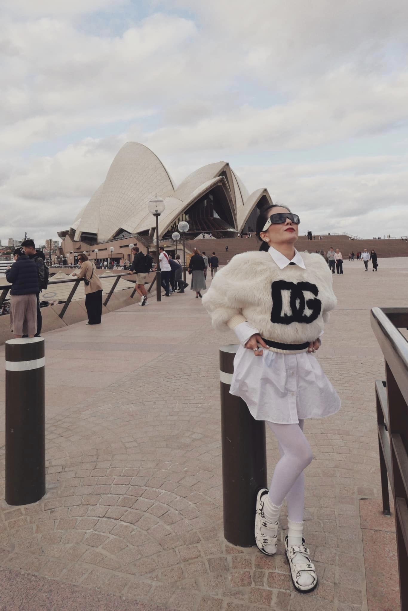 Việc liên tục gặp bất ổn về sức khỏe mà nữ minh tinh gặp phải khiến nhiều khán giả lẫn đồng nghiệp lo lắng