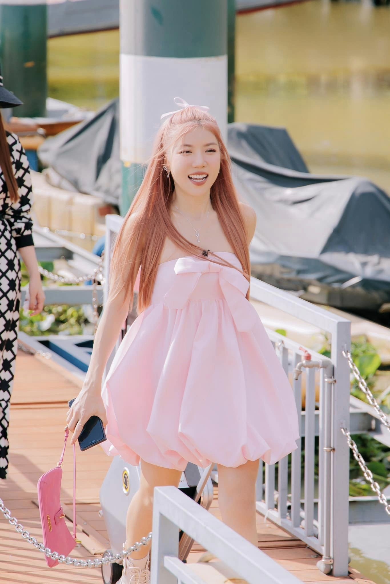 Trang Pháp hạnh phúc vì được khán giả yêu mến