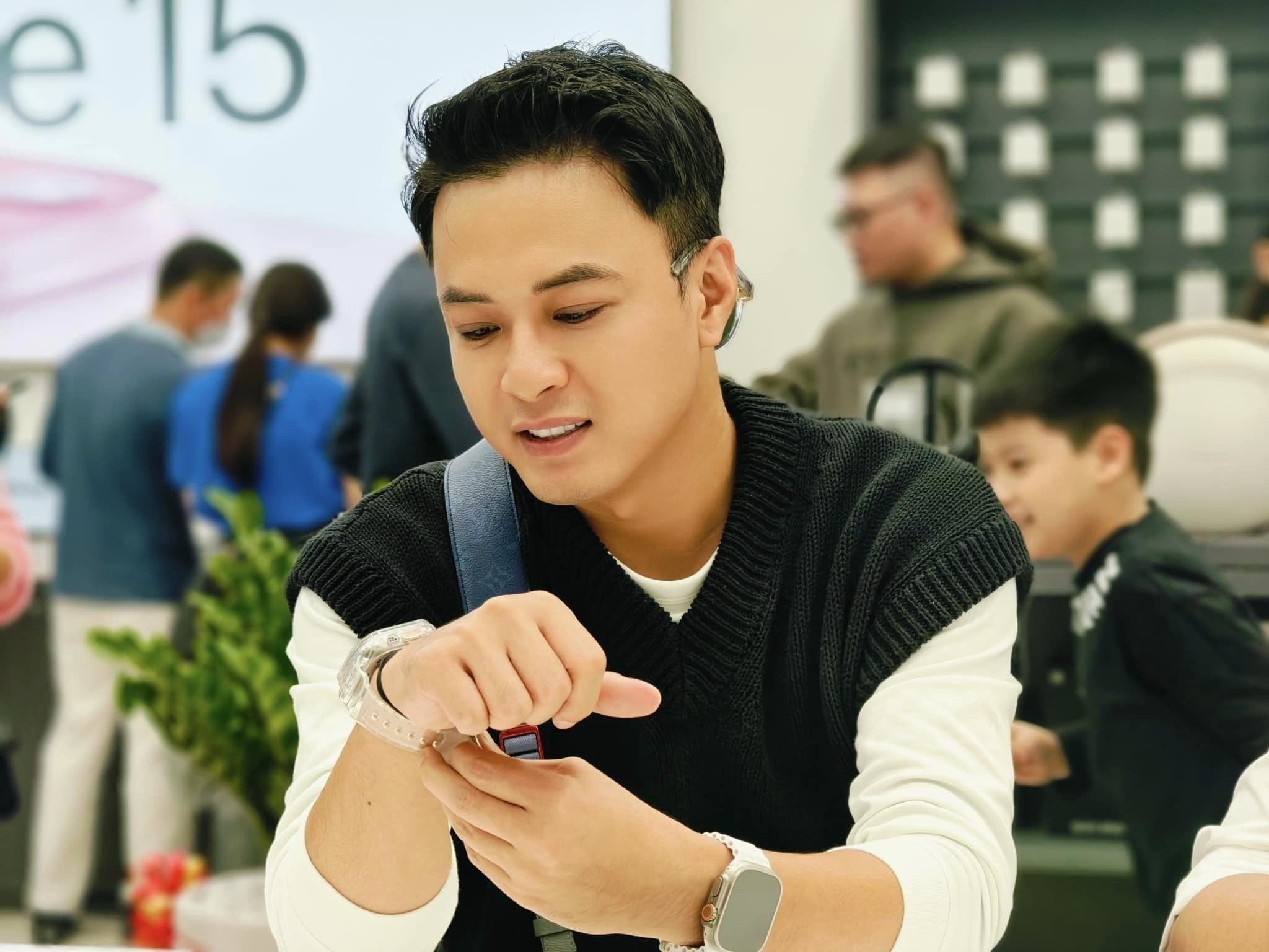 Hồng Đăng đã nghỉ việc ở Nhà hát kịch Hà Nội từ năm 2022 Hồng Đăng đã nghỉ việc ở Nhà hát kịch Hà Nội từ năm 2022