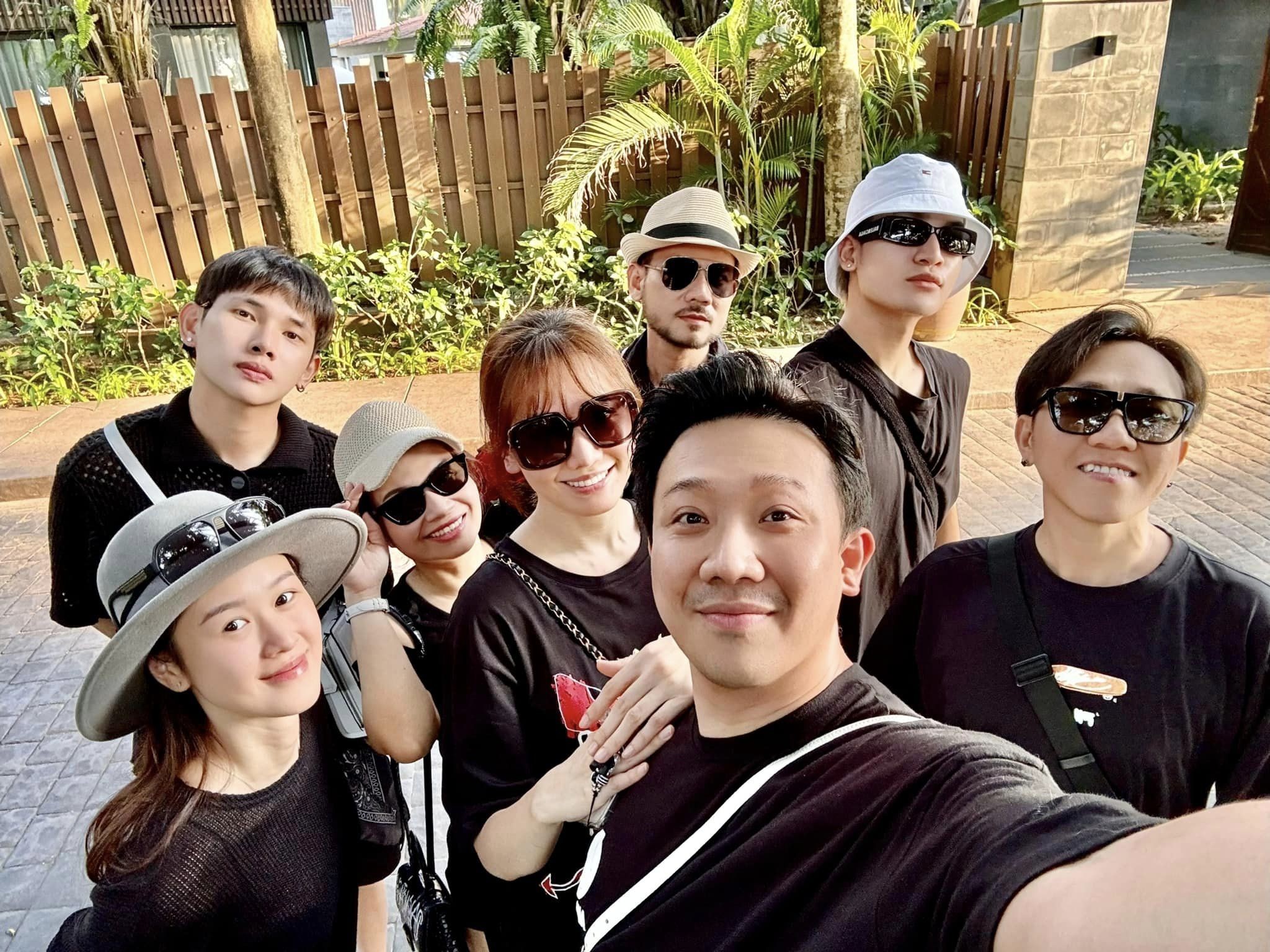 Nhóm bạn Trấn Thành và quy tắc 'bất di bất dịch', hễ xuất hiện đều tuân thủ và ghi nhớ - Ảnh 1