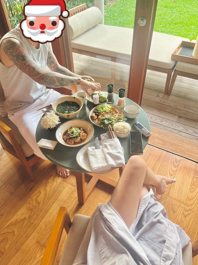 Sau nhiều tai tiếng, Nam Em quyết định không công khai bạn trai lên mạng xã hội Sau nhiều tai tiếng, Nam Em quyết định không công khai bạn trai lên mạng xã hội