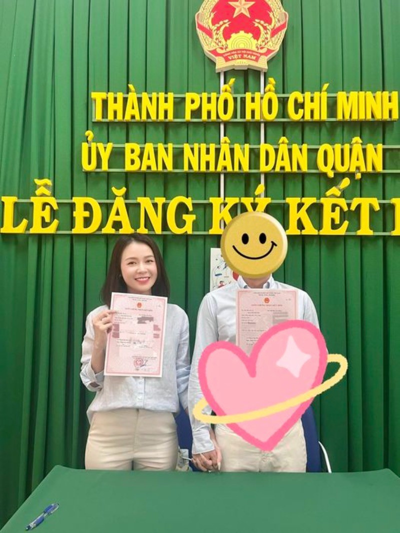 Sam đã đăng ký kết hôn nhưng vẫn chưa công bố danh tính bạn đời Sam đã đăng ký kết hôn nhưng vẫn chưa công bố danh tính bạn đời