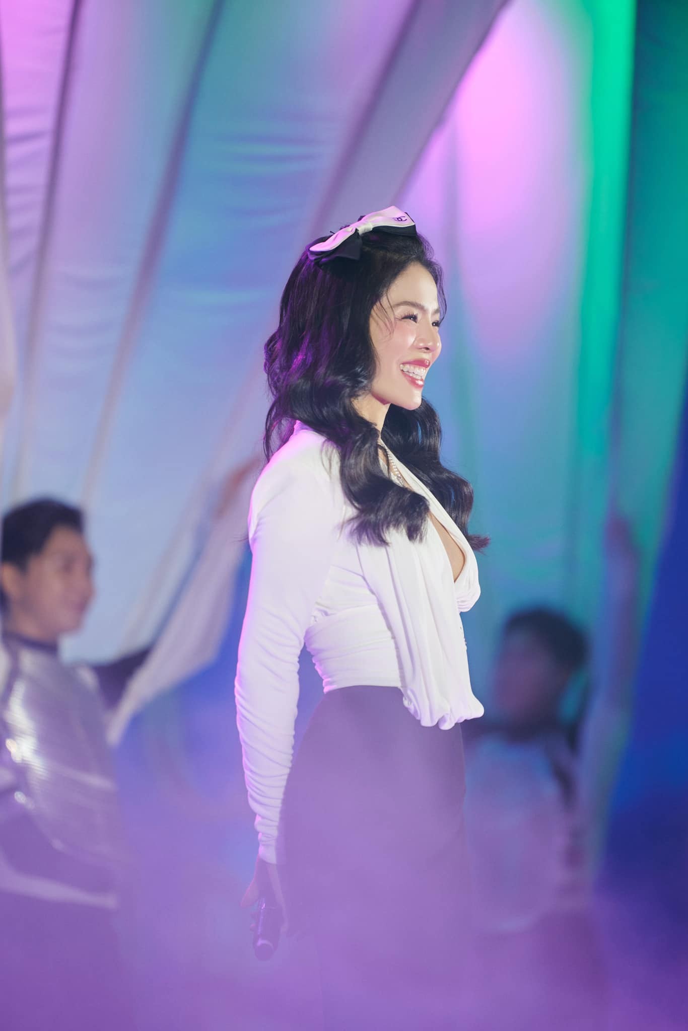 Lệ Quyên khiến nhiều khán giả bất ngờ khi tiết lộ bị ai đó 'chơi xấu', nhằm hạ bệ cô