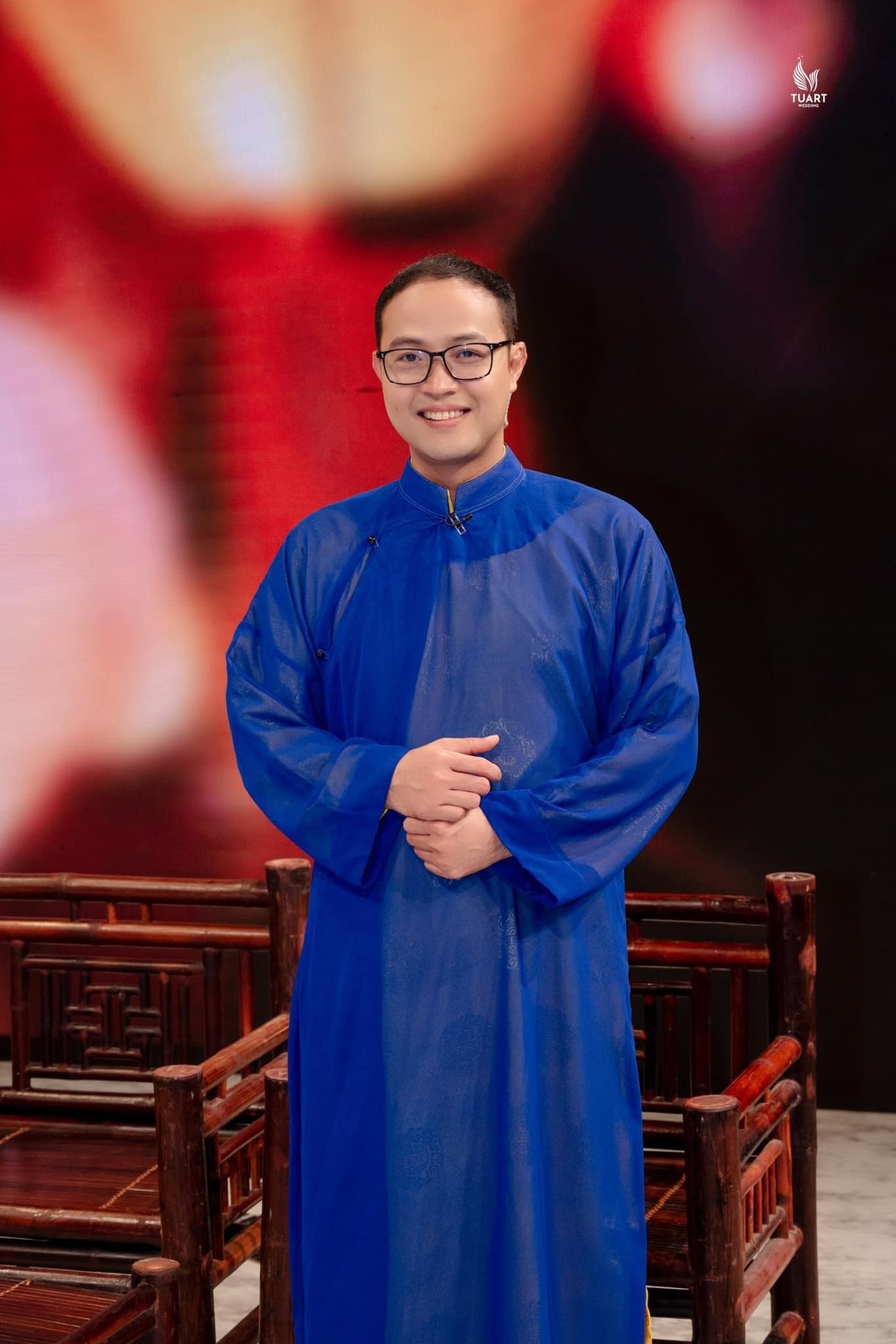 Hiện Thái Sơn đang tập luyện cho chương trình Gala cười còn Táo quân thì chưa nhận được thông tin gì Hiện Thái Sơn đang tập luyện cho chương trình Gala cười còn Táo quân thì chưa nhận được thông tin gì