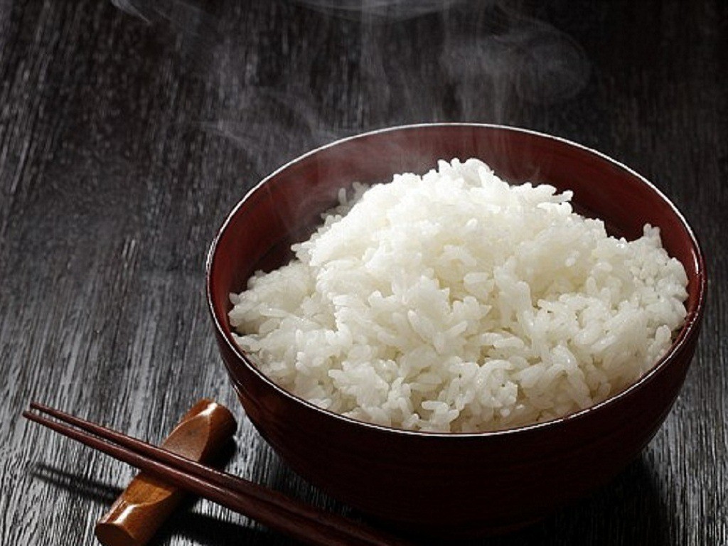 '5 nên 7 tránh' khi ăn cơm, biết được ai nấy đều phải thay đổi thói quen - Ảnh 2