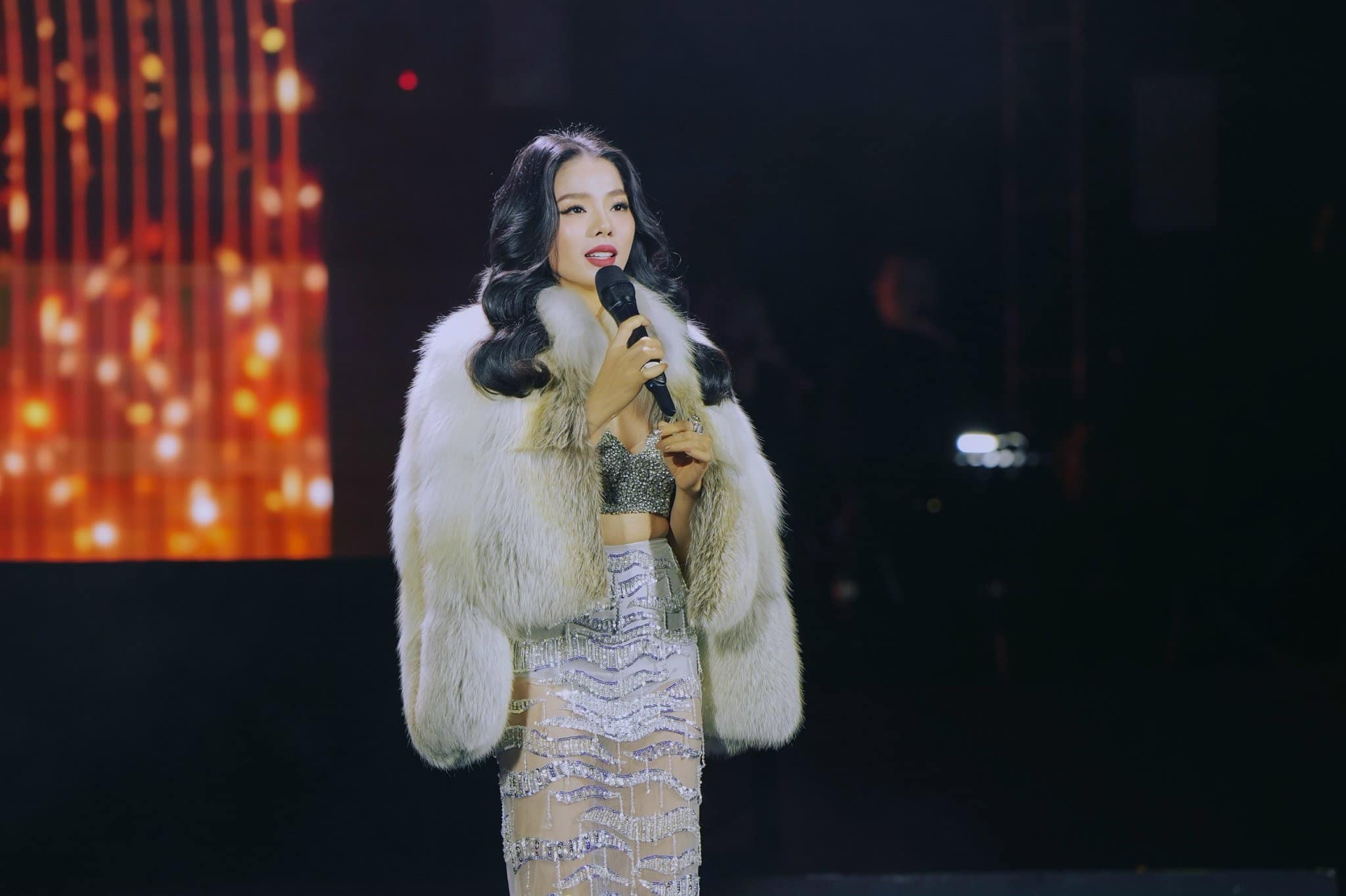 Lệ Quyên khoe không gian sống ngập cây xanh, tận hưởng yên bình sau loạt thị phi - Ảnh 5 Lệ Quyên khoe không gian sống ngập cây xanh, tận hưởng yên bình sau loạt thị phi - Ảnh 5