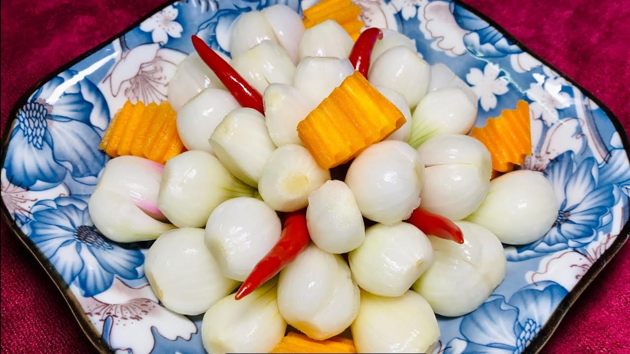 Tết Giáp Thìn 2024: Cách muối dưa hành giòn tan rôm rốp không bị hăng, đãi khách bao nhiêu cũng hết - Ảnh 2