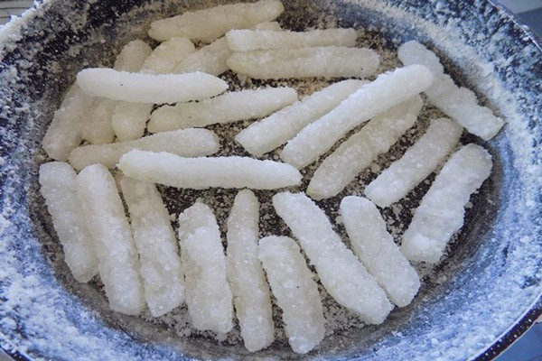 Tết 2024: Cách làm mứt bí cực ngon lại đơn giản, khách ăn một lần là nhớ mãi - Ảnh 3 Tết 2024: Cách làm mứt bí cực ngon lại đơn giản, khách ăn một lần là nhớ mãi - Ảnh 3