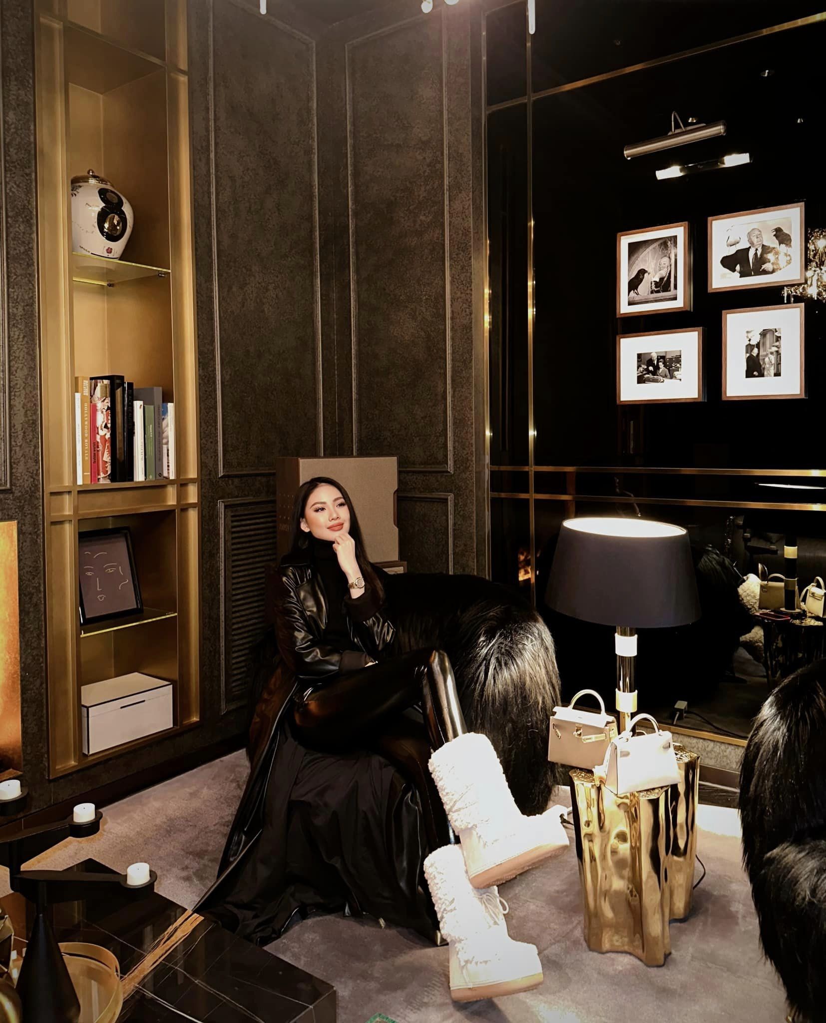 Bùi Quỳnh Hoa hiếm hoi có động thái sau loạt thị phi