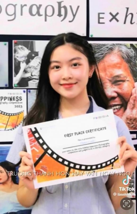 Con gái lớn của MC Quyền Linh - Mai Thảo Linh (Lọ Lem) có một năm 2023 nhiều thành công Con gái lớn của MC Quyền Linh - Mai Thảo Linh (Lọ Lem) có một năm 2023 nhiều thành công