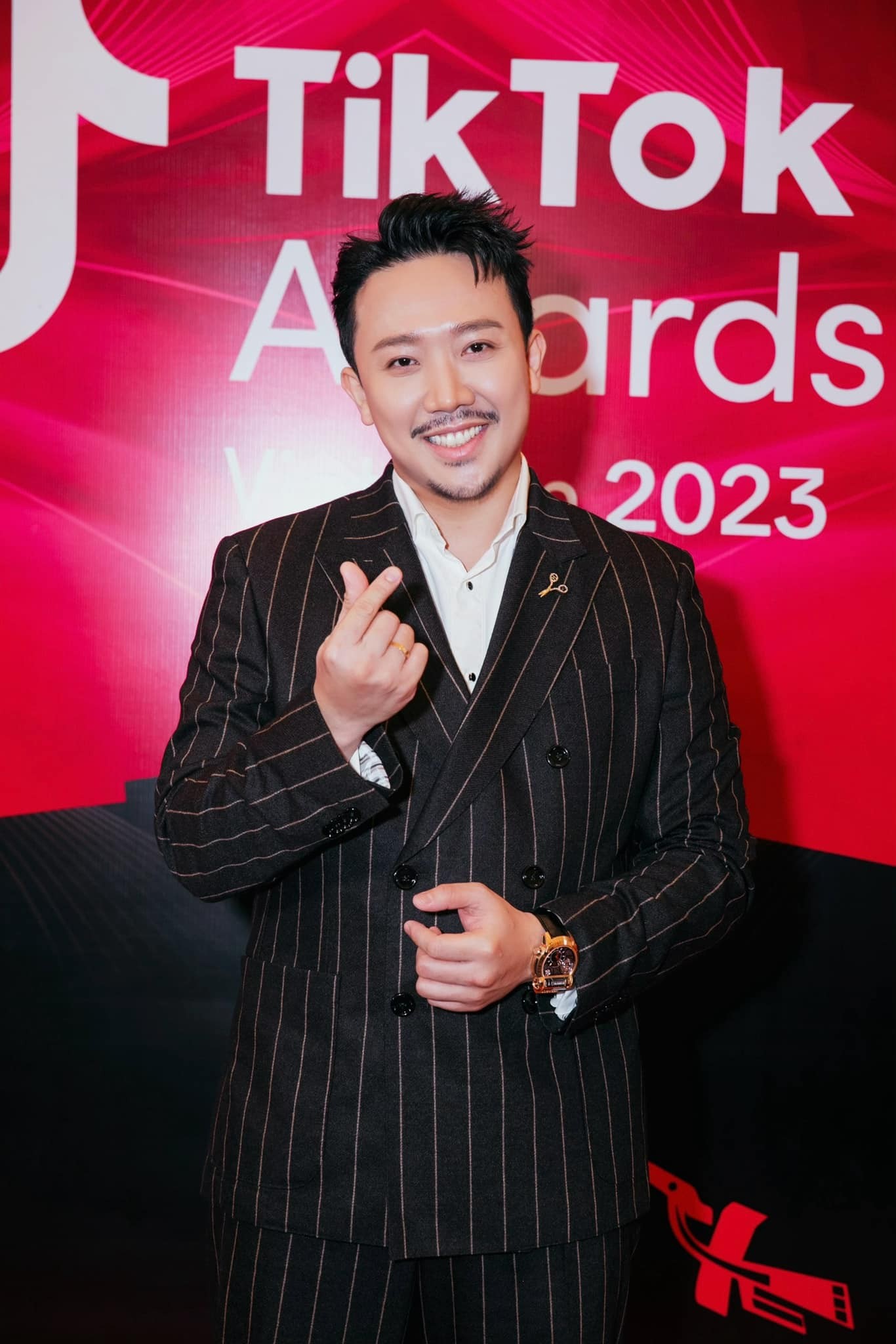 Phim Trấn Thành càng tranh cãi càng có doanh thu khủng