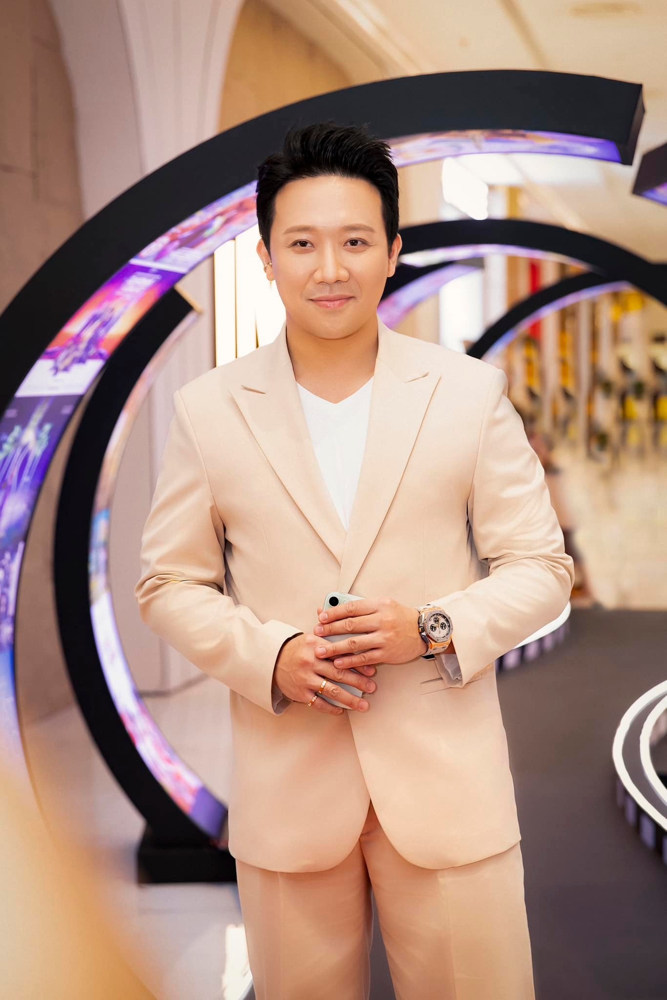 Trấn Thành hễ làm phim lại khiến dân tình phải bàn luận rầm rộ