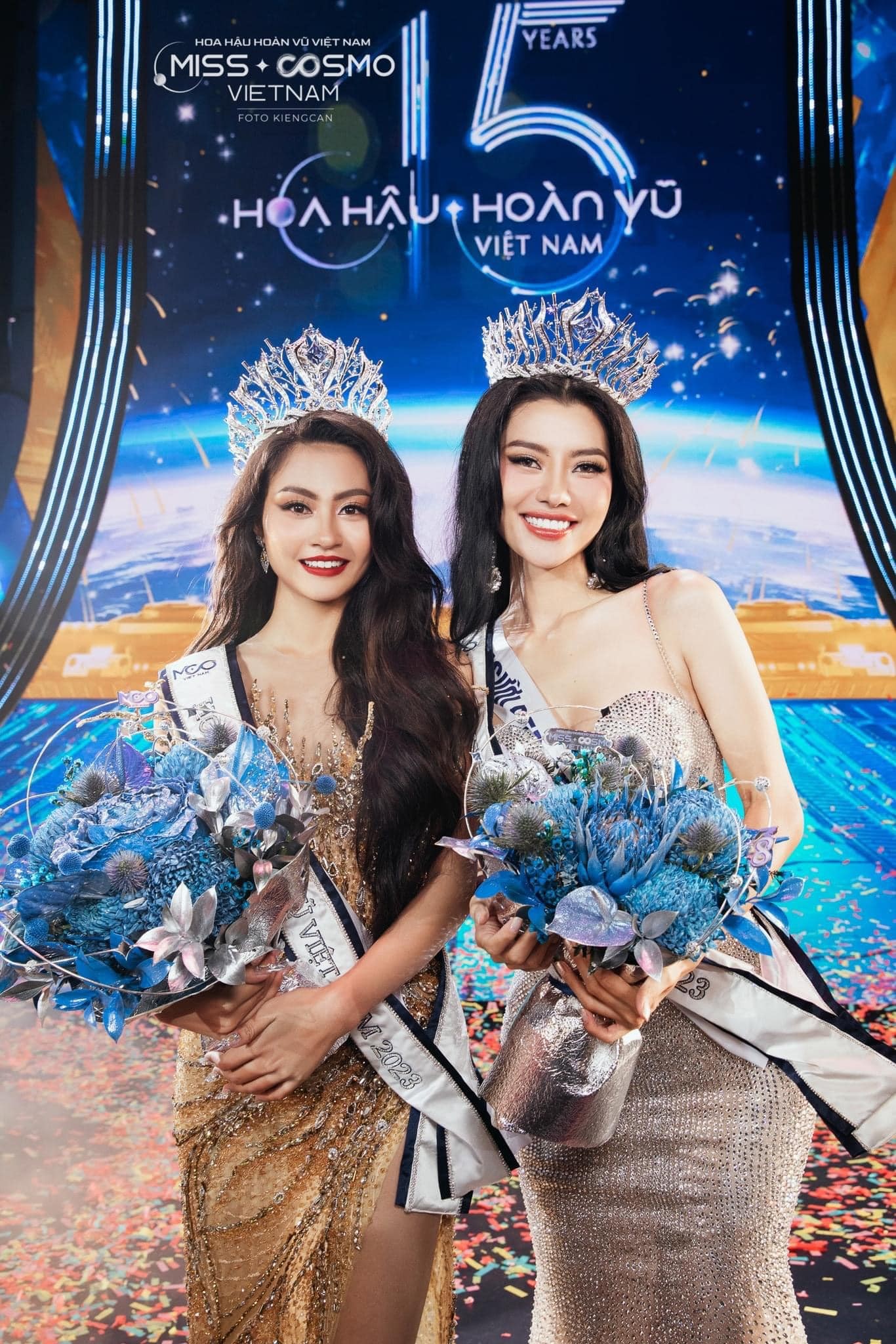 Bùi Thị Xuân Hạnh (trái) - Hoàng Thị Nhung (phải)