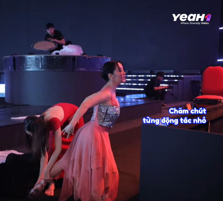 Công diễn 4 Chị Đẹp: Hồng Nhung 'flex' khả năng múa ballet, Lan Ngọc hóa nữ thần, Mono cực soái - Ảnh 3 Công diễn 4 Chị Đẹp: Hồng Nhung 'flex' khả năng múa ballet, Lan Ngọc hóa nữ thần, Mono cực soái - Ảnh 3
