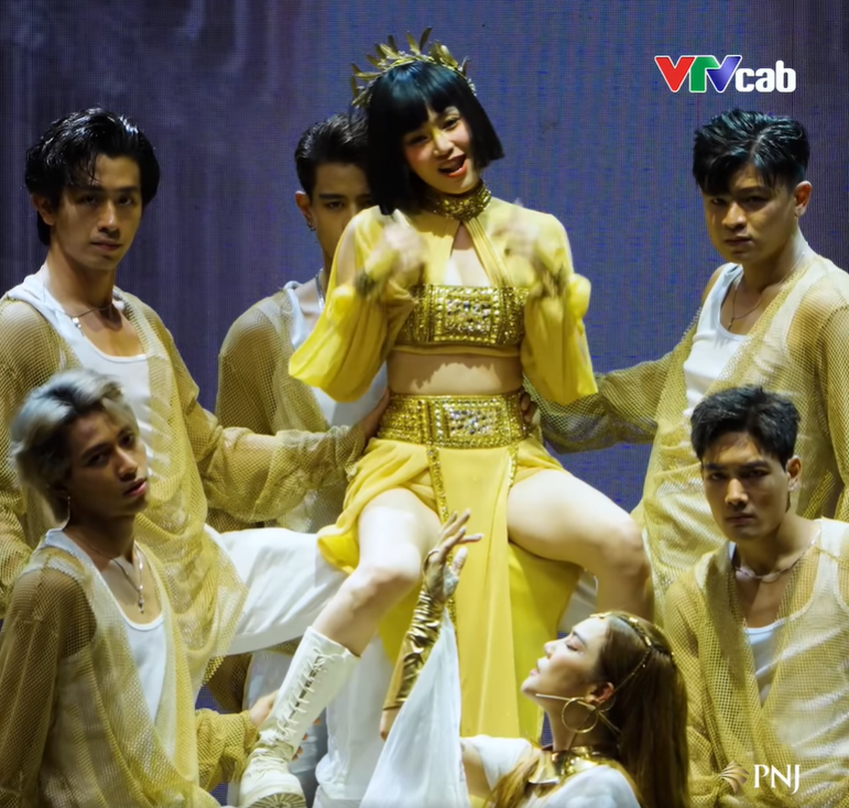 Lan Ngọc gây sốt với visual tựa nữ thần Lan Ngọc gây sốt với visual tựa nữ thần