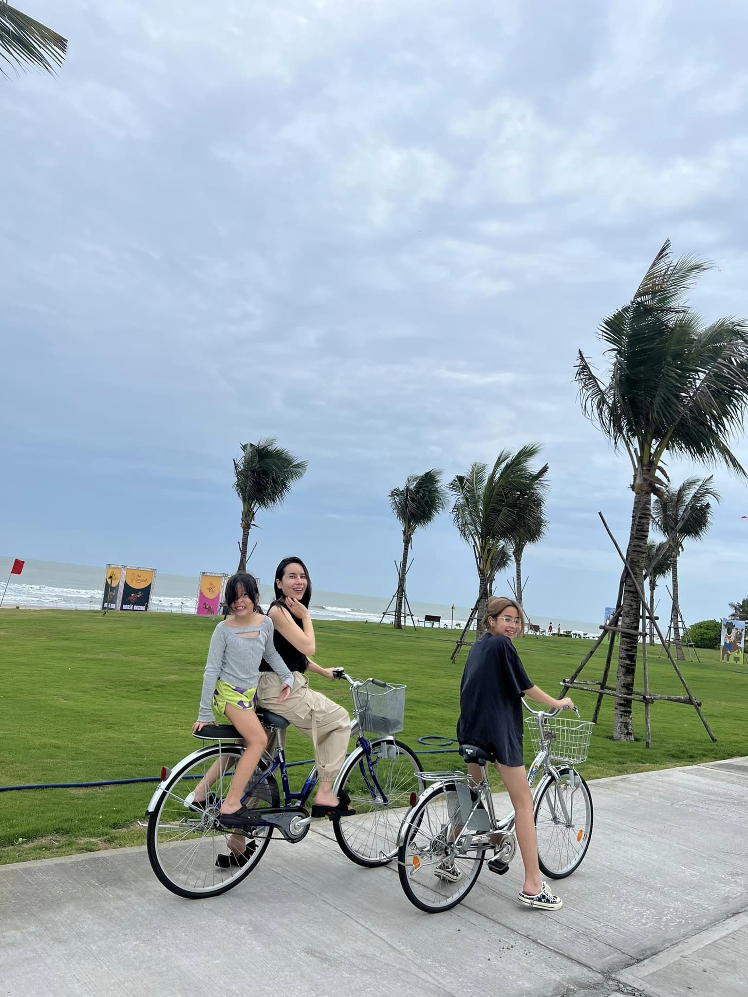 Con gái muốn có nhiều thời gian bên mẹ