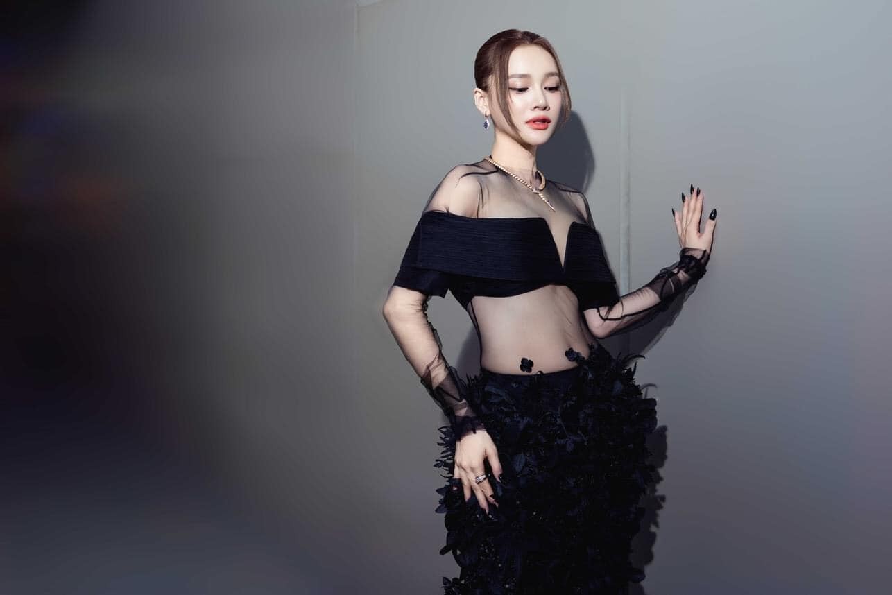 Sau sinh, Nhã Phương nhanh chóng lấy lại phong độ nhan sắc Sau sinh, Nhã Phương nhanh chóng lấy lại phong độ nhan sắc