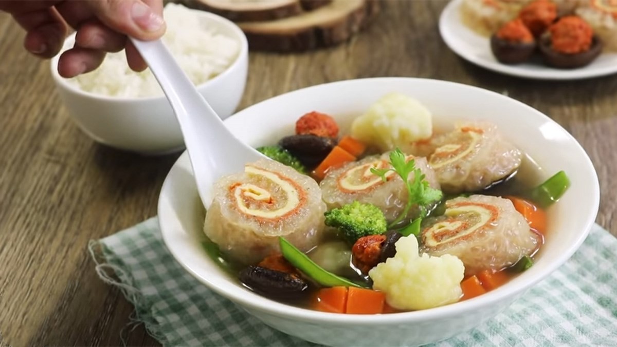Canh bóng luôn xuất hiện trong mâm cỗ Tết của người miền Bắc Canh bóng luôn xuất hiện trong mâm cỗ Tết của người miền Bắc