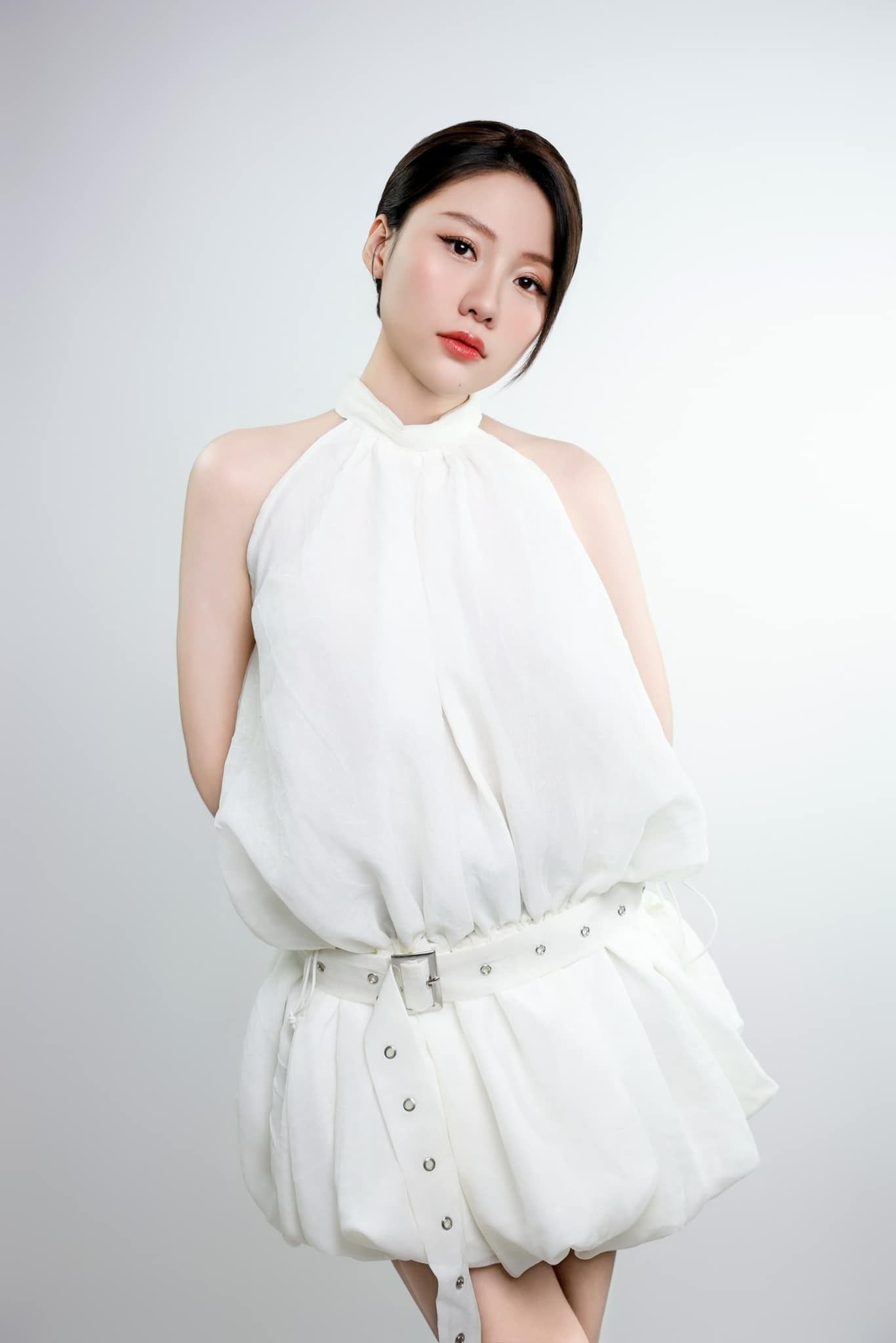 Uyển Ân - em gái Trấn Thành và loạt 'bất ổn': CDM dấy tranh cãi - Ảnh 2