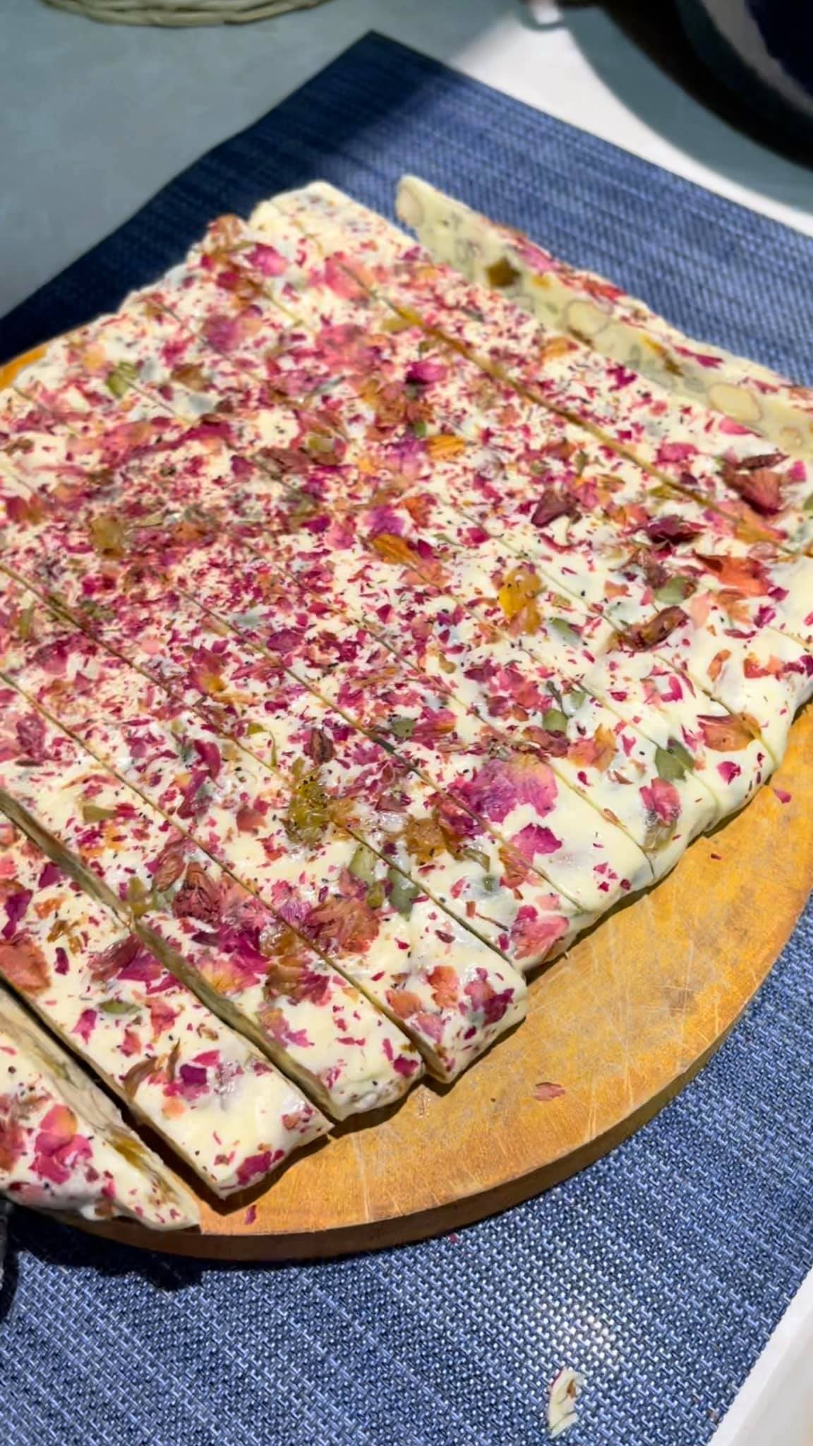 Tết 2024: Cách làm kẹo Nougat đãi khách, ăn một lần là nhớ mãi - Ảnh 4