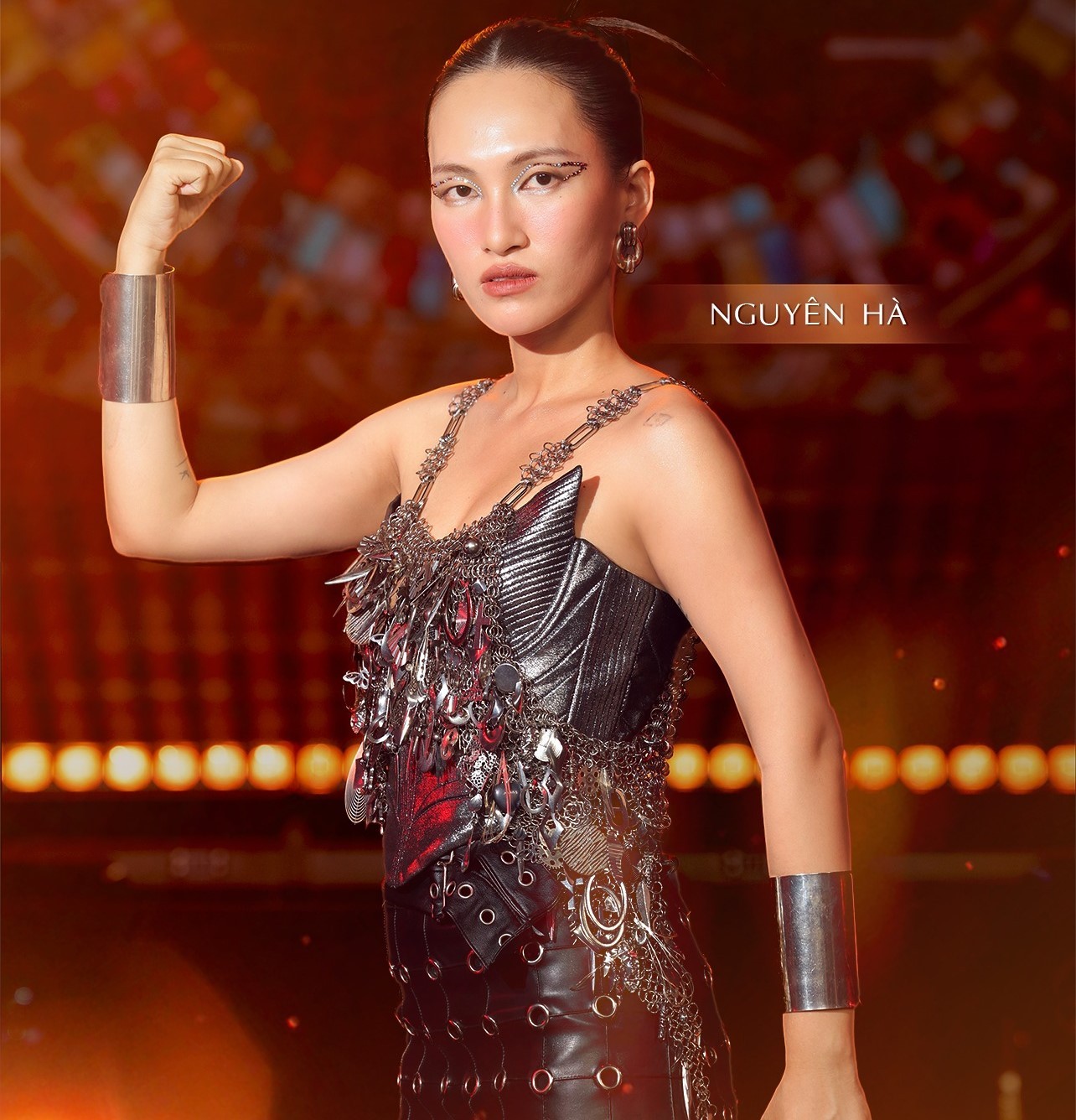 Nguyên Hà có cú lội ngược dòng ngoạn mục. Chị đẹp bị loại từ Công diễn 1 thăng cấp thành công vào chung kết 