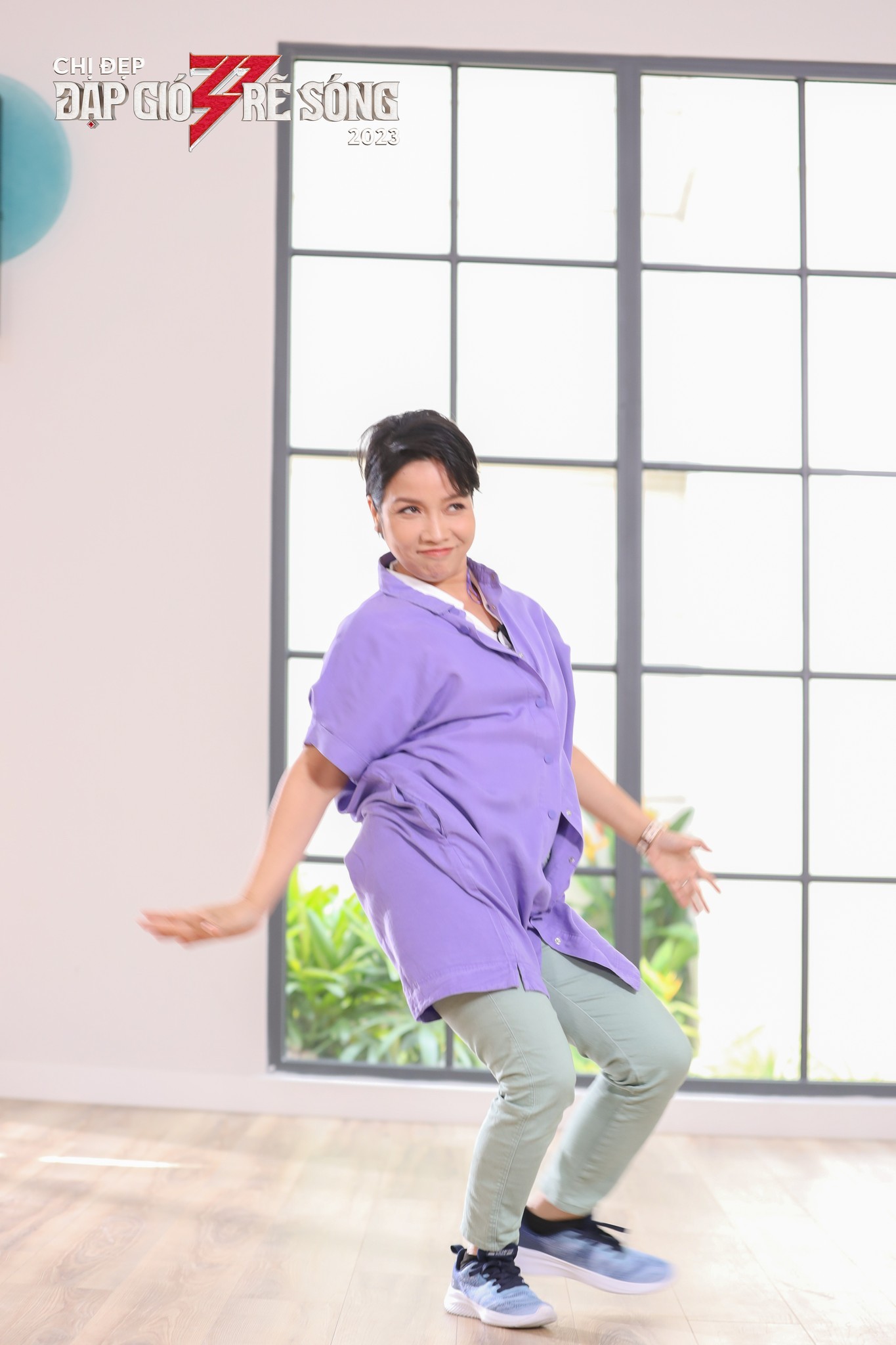 Mỹ Linh được coi là 'danh hài ngầm', thở thôi cũng gây cười