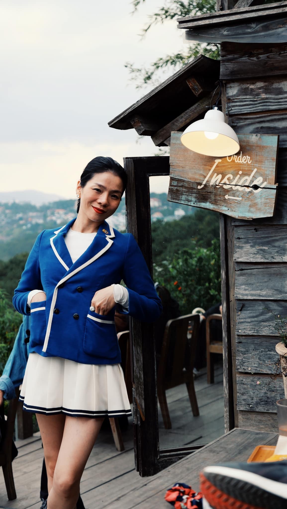 Lệ Quyên giải thích chi tiết về phần trao giải tại Làn Sóng Xanh, CDM có ngay phản ứng này - Ảnh 1