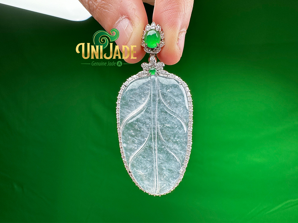 Thương hiệu Unijade: Khi ngọc phỉ thúy không chỉ đơn giản là trang sức … - Ảnh 2 Thương hiệu Unijade: Khi ngọc phỉ thúy không chỉ đơn giản là trang sức … - Ảnh 2