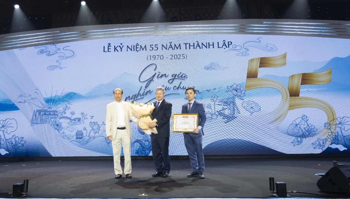 Minh Long tổ chức Lễ kỷ niệm 55 năm thành lập Công ty - Ảnh 1 Minh Long tổ chức Lễ kỷ niệm 55 năm thành lập Công ty - Ảnh 1