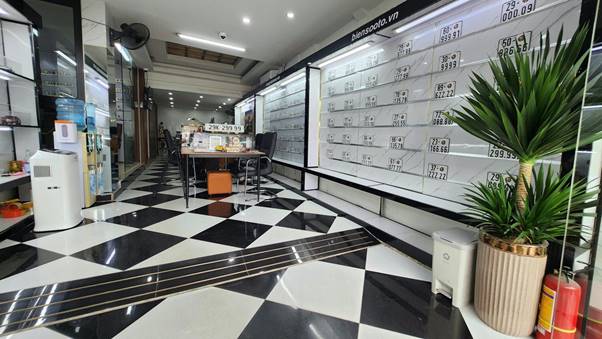 Đấu giá biển số xe: Thị trường mới nhiều tiềm năng và bước tiến của Thế Giới Biển Số - Ảnh 3 Đấu giá biển số xe: Thị trường mới nhiều tiềm năng và bước tiến của Thế Giới Biển Số - Ảnh 3